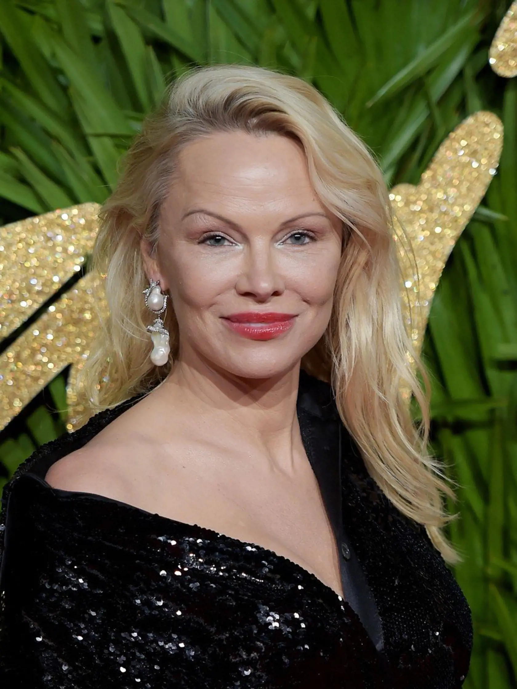Pamela Anderson attending The Fashion Awards 2017 at the Royal Albert Hall, London, UK.  04/12/2017., Image: 356927206, License: Rights-managed, Restrictions: , Model Release: no, Credit line: Profimedia, TEMP Camerapress