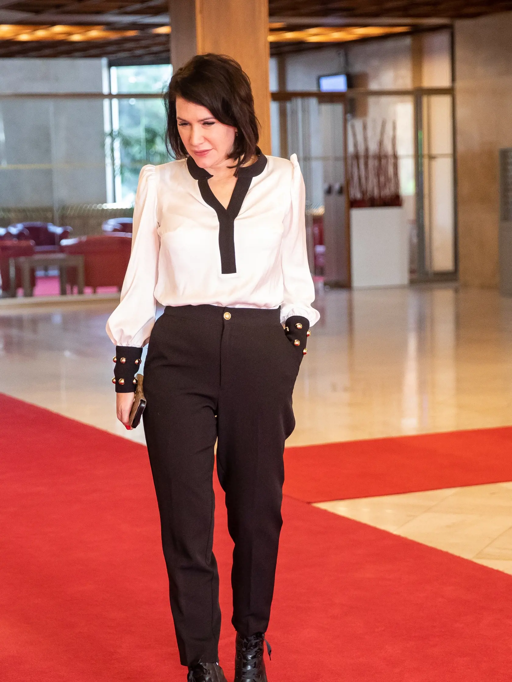 Prezidentka SR Zuzana Čaputová vystúpila so správou o stave republiky pred poslancami NR SR (29. november 2022). Na snímke je Jana Cigániková.