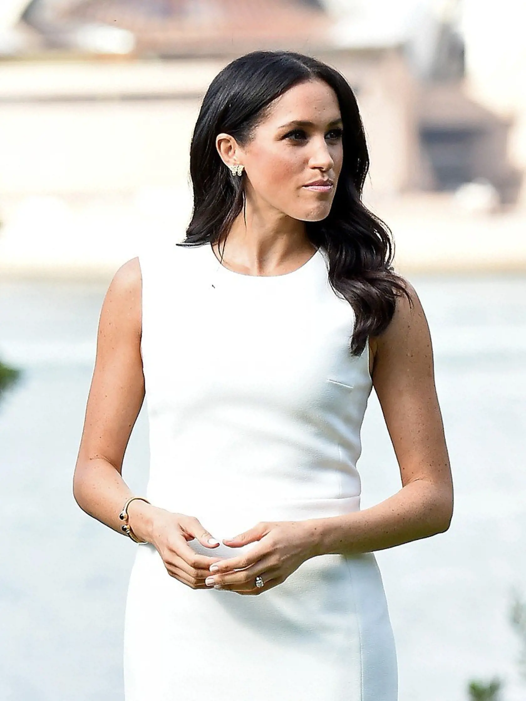 Na cestu do Austrálie si Meghan vzala viaceré šperky, ktoré kedysi nosila Harryho matka Diana.