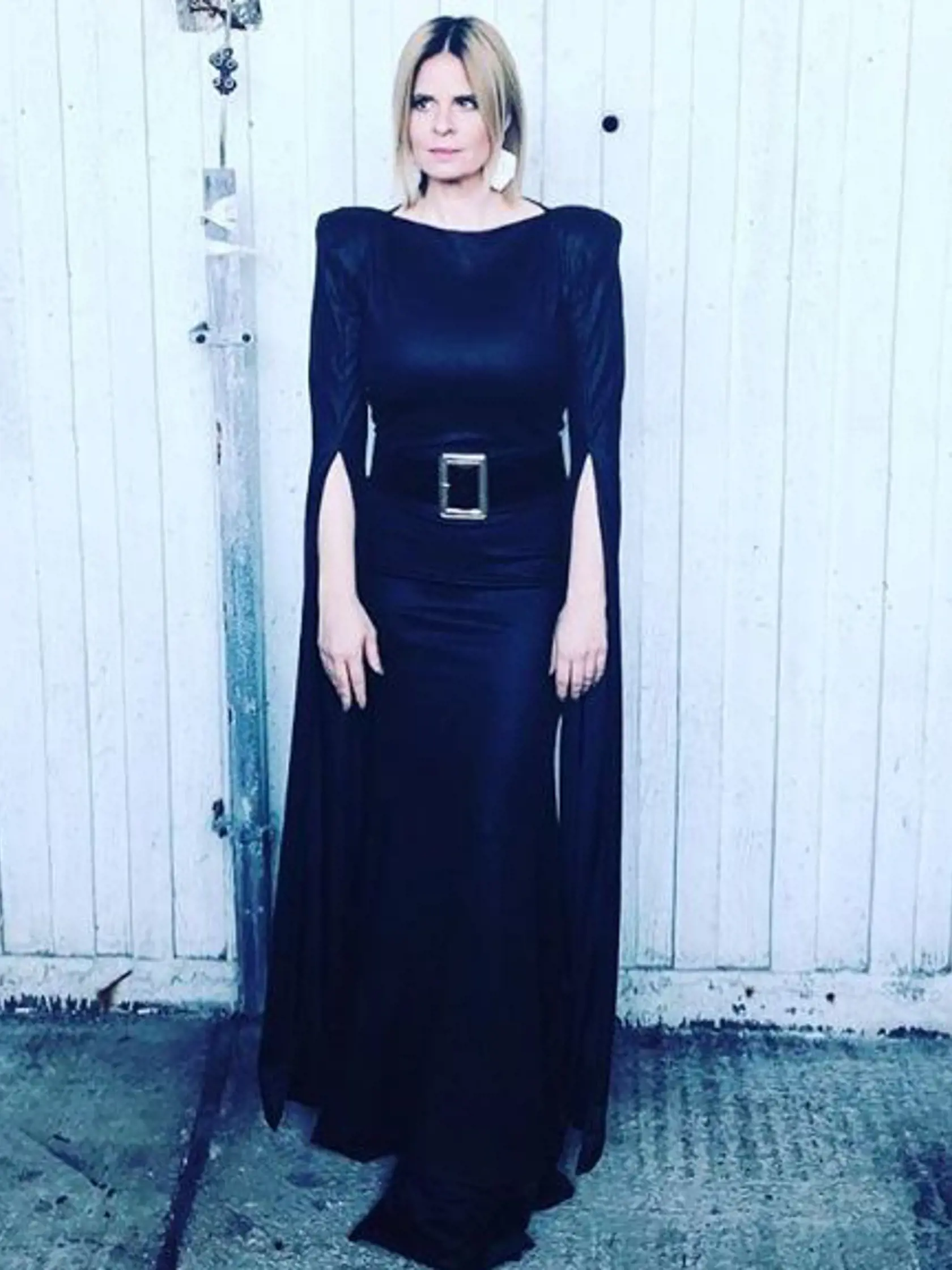 Herečka Zuzana Fialová s blond vlasmi.