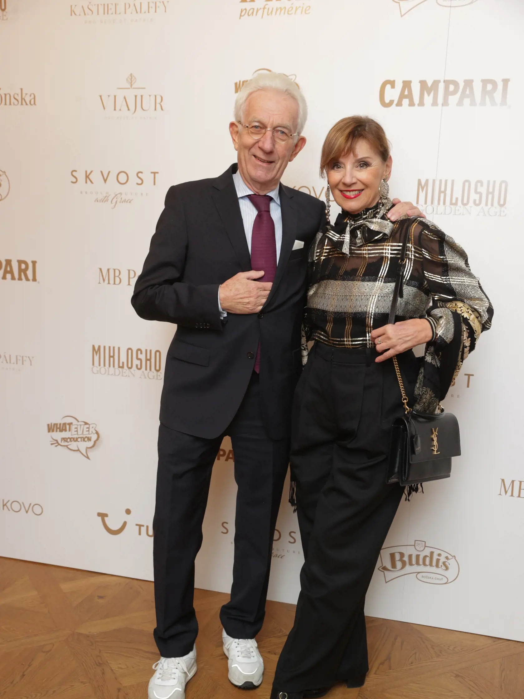Módna šou Františka Mikloška: Na snímke Alena Heribanová s partnerom.
