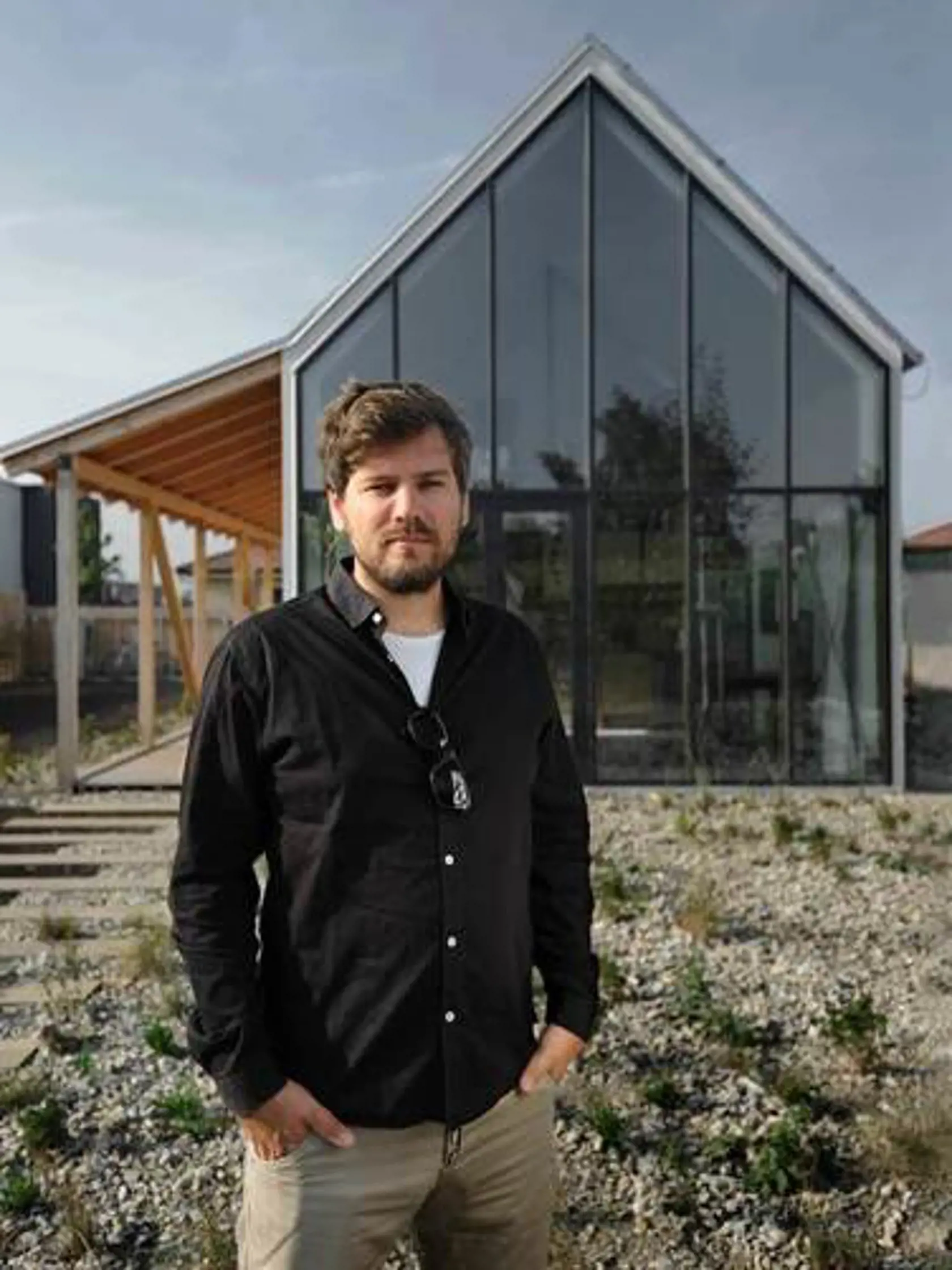 Architekt Peter Jurkovič: „Pri obhliadkach sme videli veľa kvalitnej architektúry. Čo spája všetky ocenené diela je holistický prístup k tvorbe a realizácii. Tieto diela vznikli z myšlienkovej bohatosti ich autorov. Boli kreované a strážené, aby myšlienka pretrvala od prvotnej skice až po exaktné linky ďalších stupňov projektovej dokumentácie. Autori zvládli diela po technologickej, konštrukčnej aj materiálnej stránke."