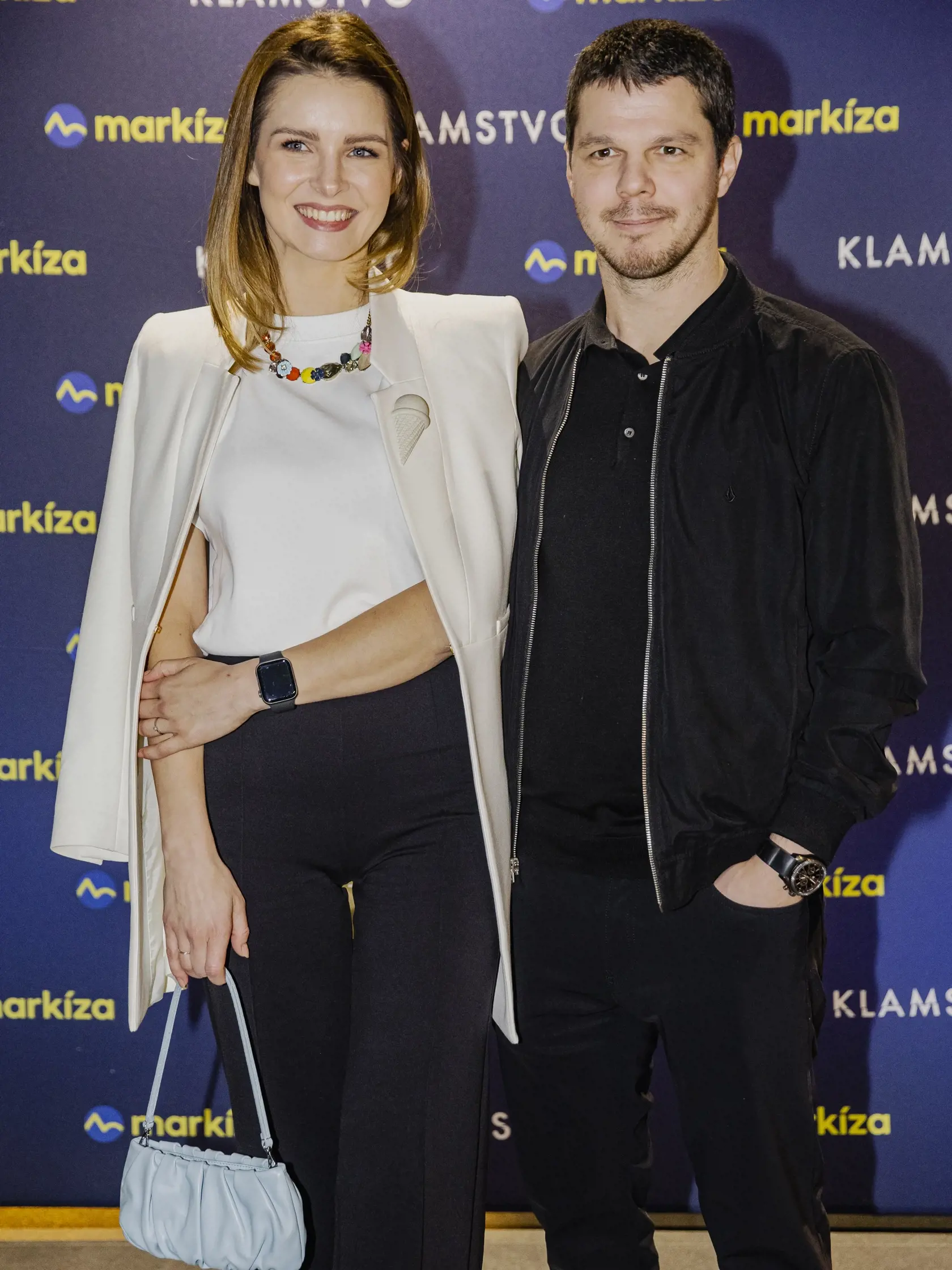 Na snímke Monika Horváthová s partnerom počas premiéry nového seriálu TV Markíza, Klamstvo.