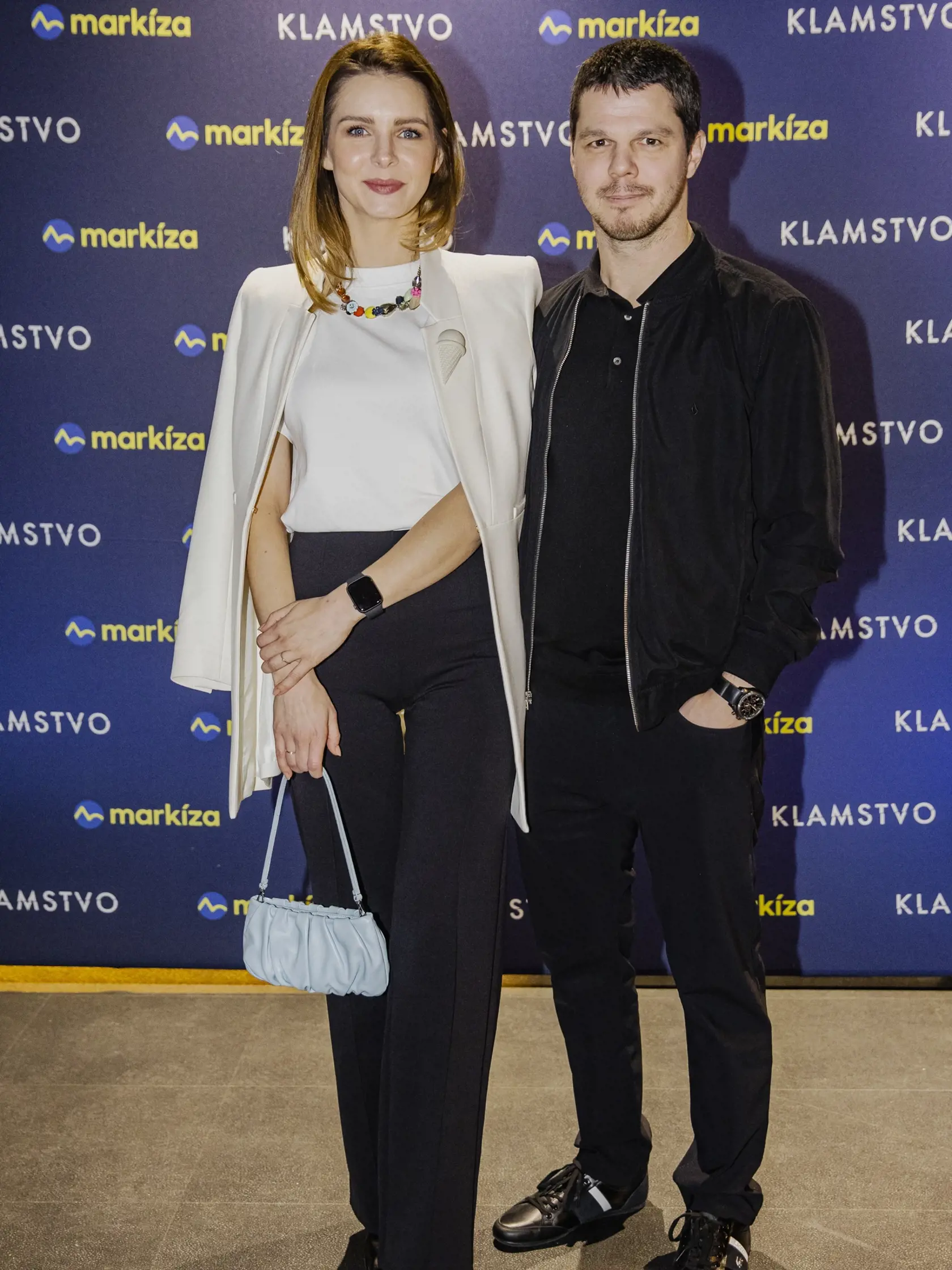 Na snímke Monika Horváthová s partnerom počas premiéry nového seriálu TV Markíza, Klamstvo.
