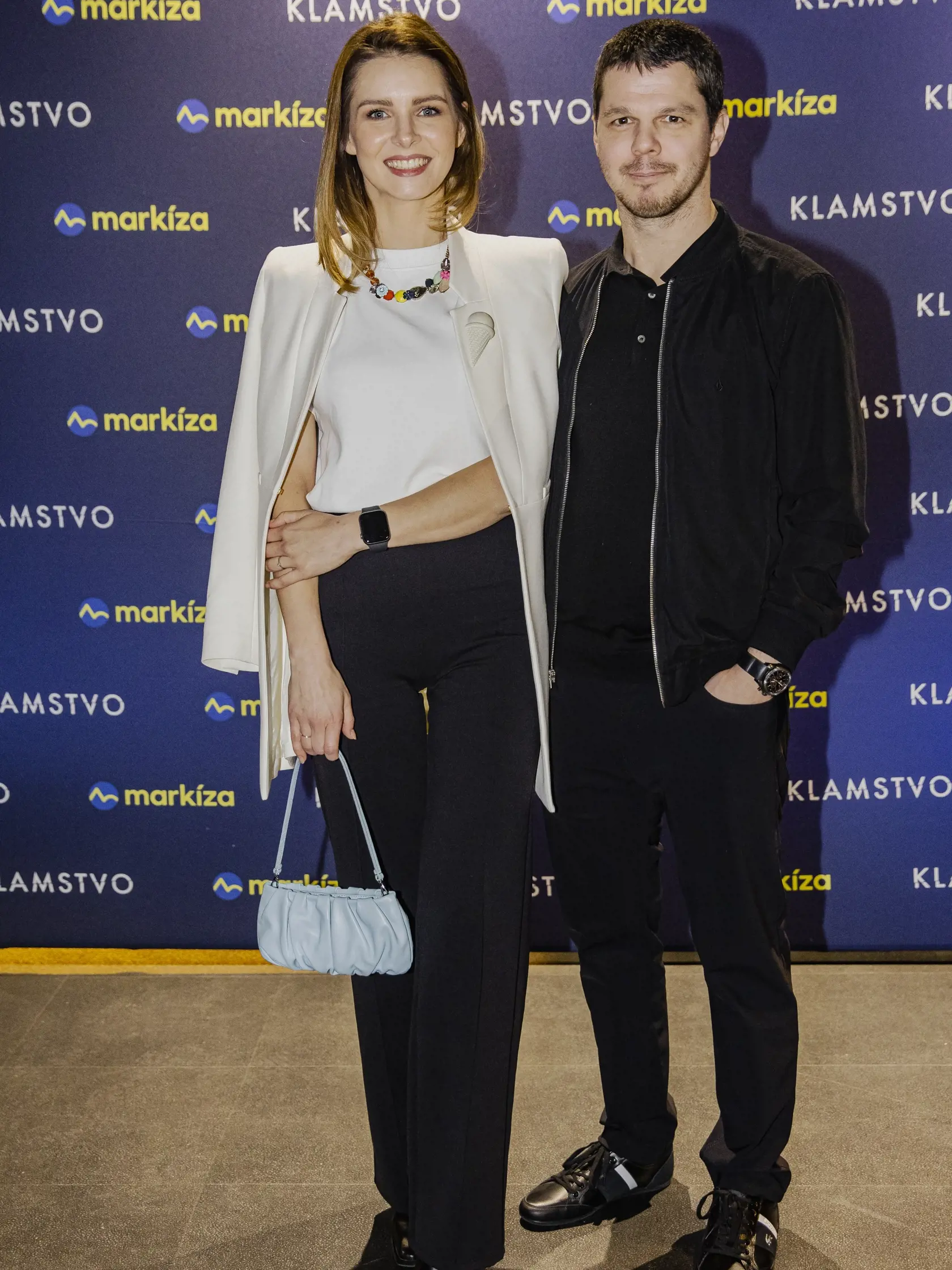 Na snímke Monika Horváthová s partnerom počas premiéry nového seriálu TV Markíza, Klamstvo.