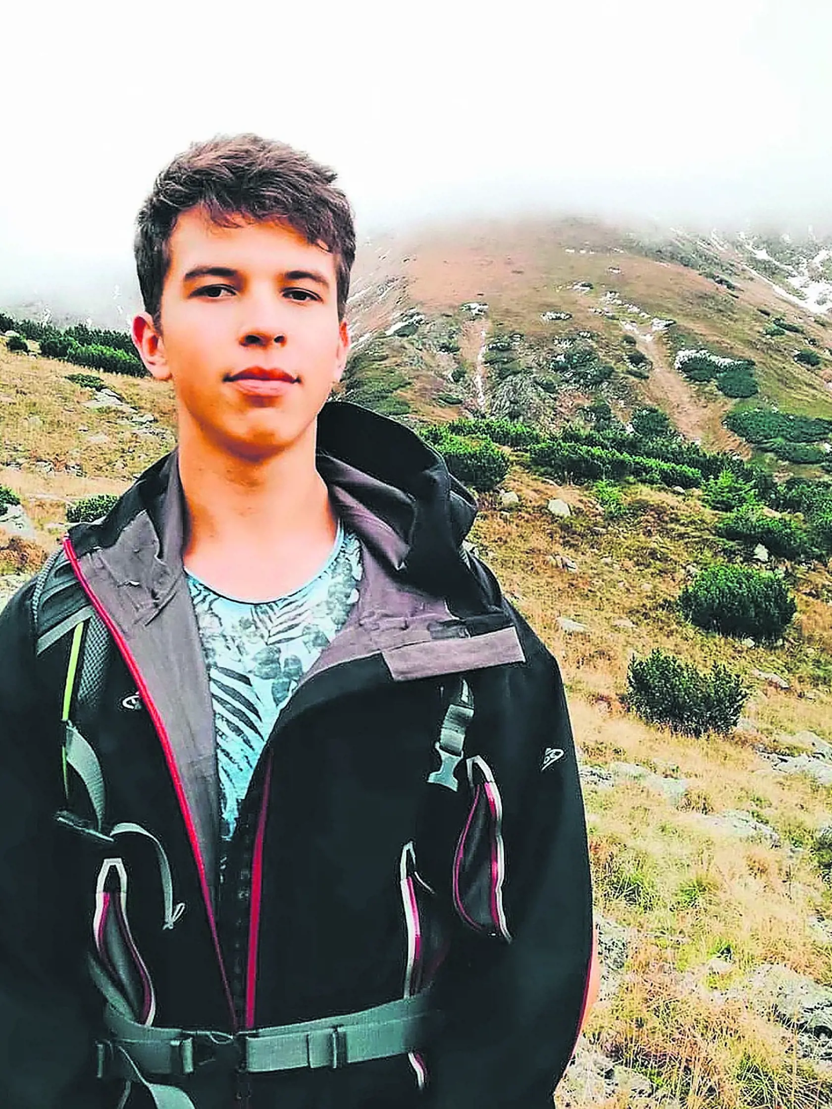 Juraj tvorí edukačné videá, v ktorých sa zameriava na rôzne otázky, na ktoré ľudia hľadajú odpovede. Dozviete sa napríklad, prečo je zívanie nákazlivé, nájdete tam videá o inflácii, rakovine, socializme, kapitalizme, trikoch obchodníkov, o tom, ako vznikol život, či ako nenaletieť na pyramídovú schému.