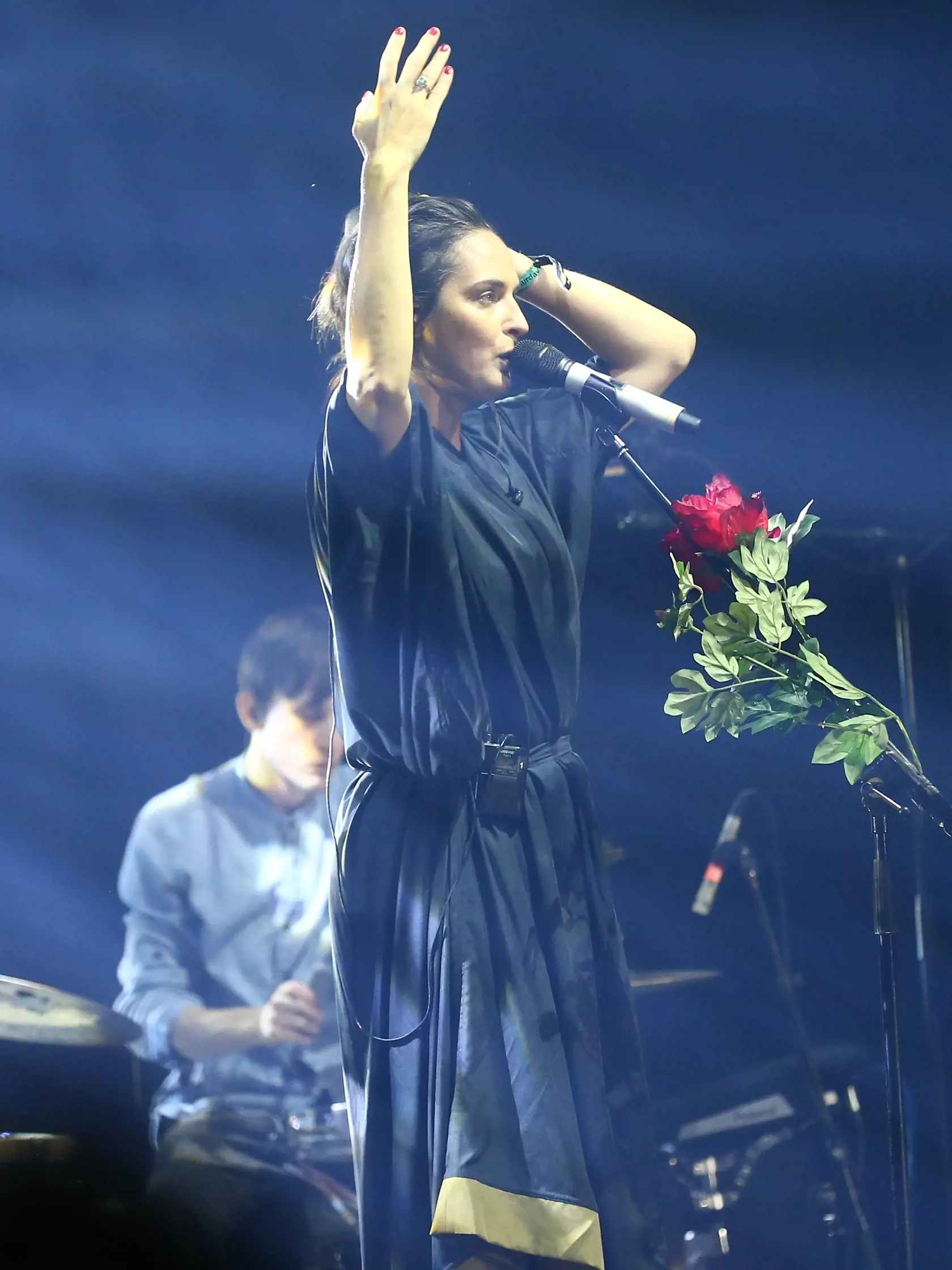 Jana kirschner v súťaži The Voice Česko Slovensko oslávila štyridsiatku a začala novú etapu svojej kariéry. Diváci  jej správanie pred kamerou odsudzujú.