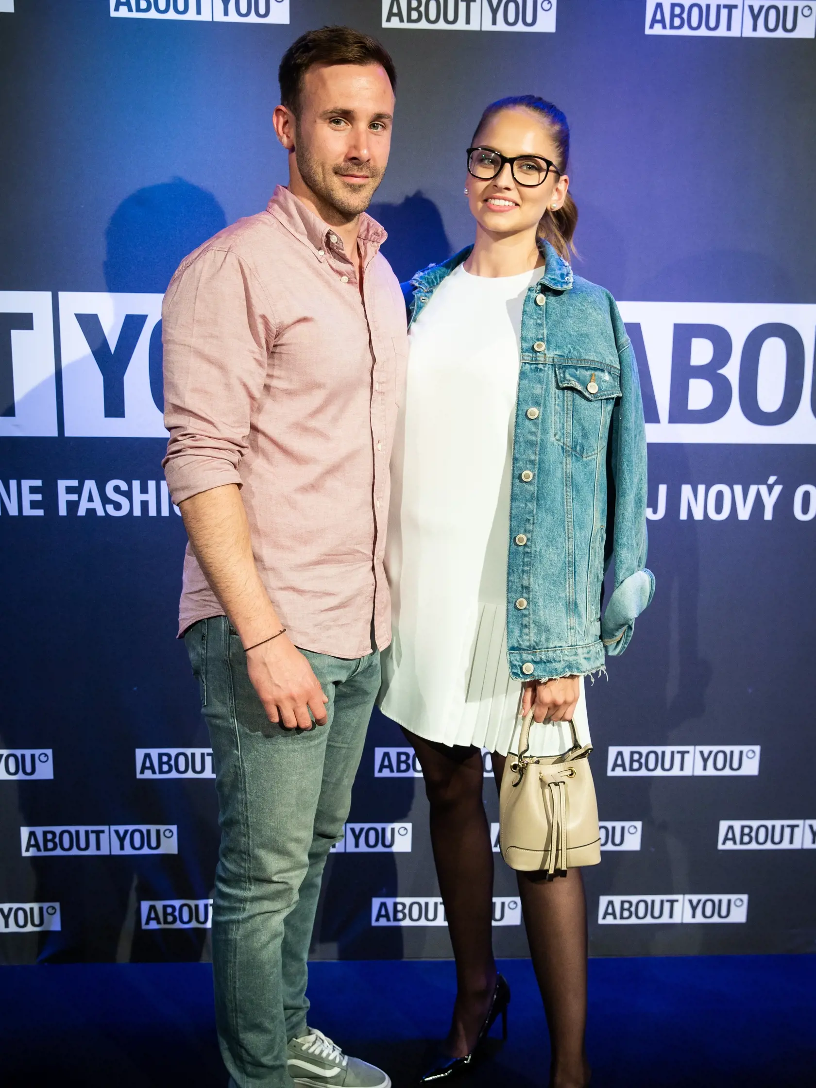 Párty na oslavu spustenia nového internetového obchodu s oblečením v Bratislave. Na snímke Marek Fašiang a Tereza Bizíková.