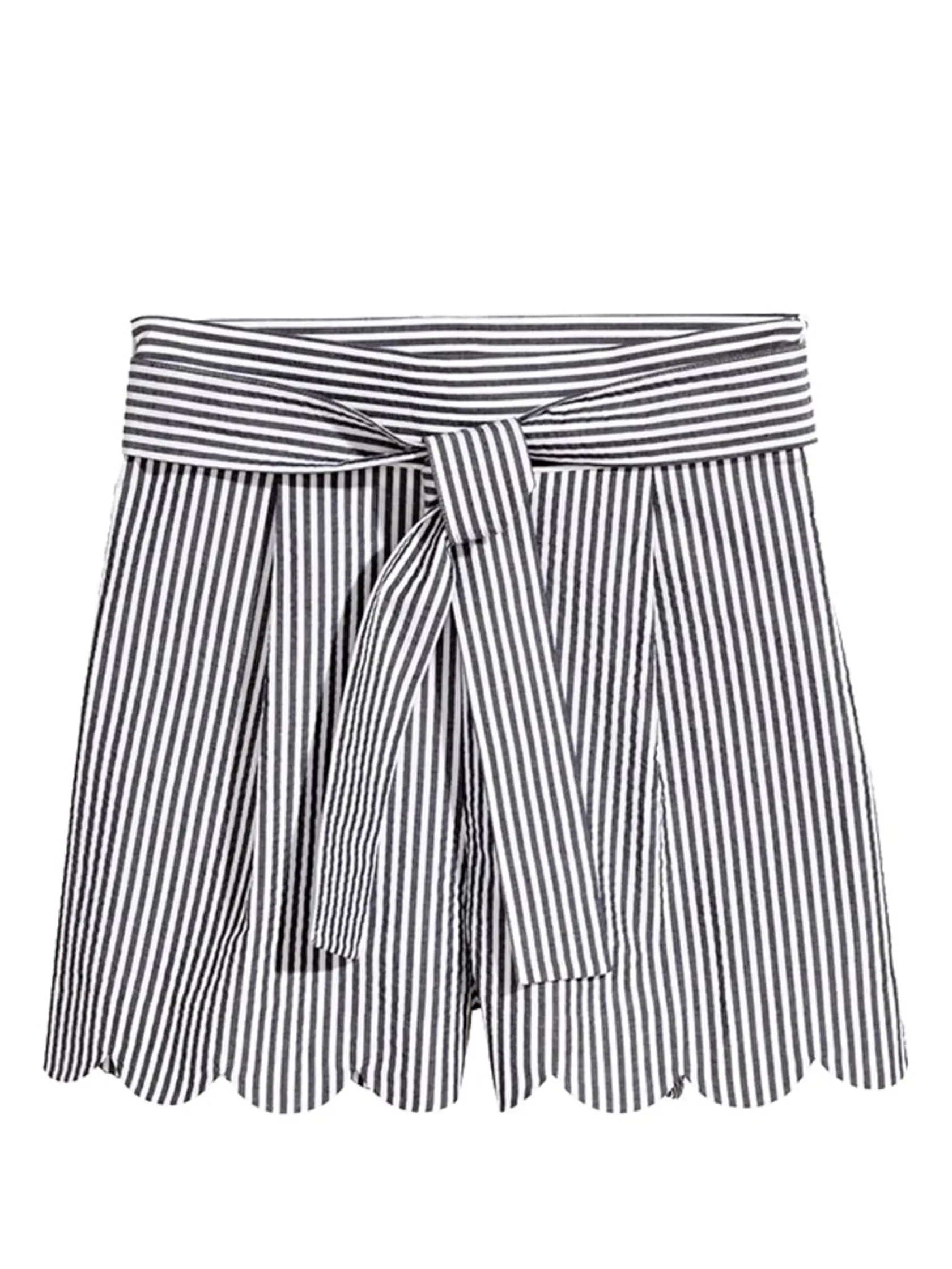 Šortky: H&M, 29,99 €