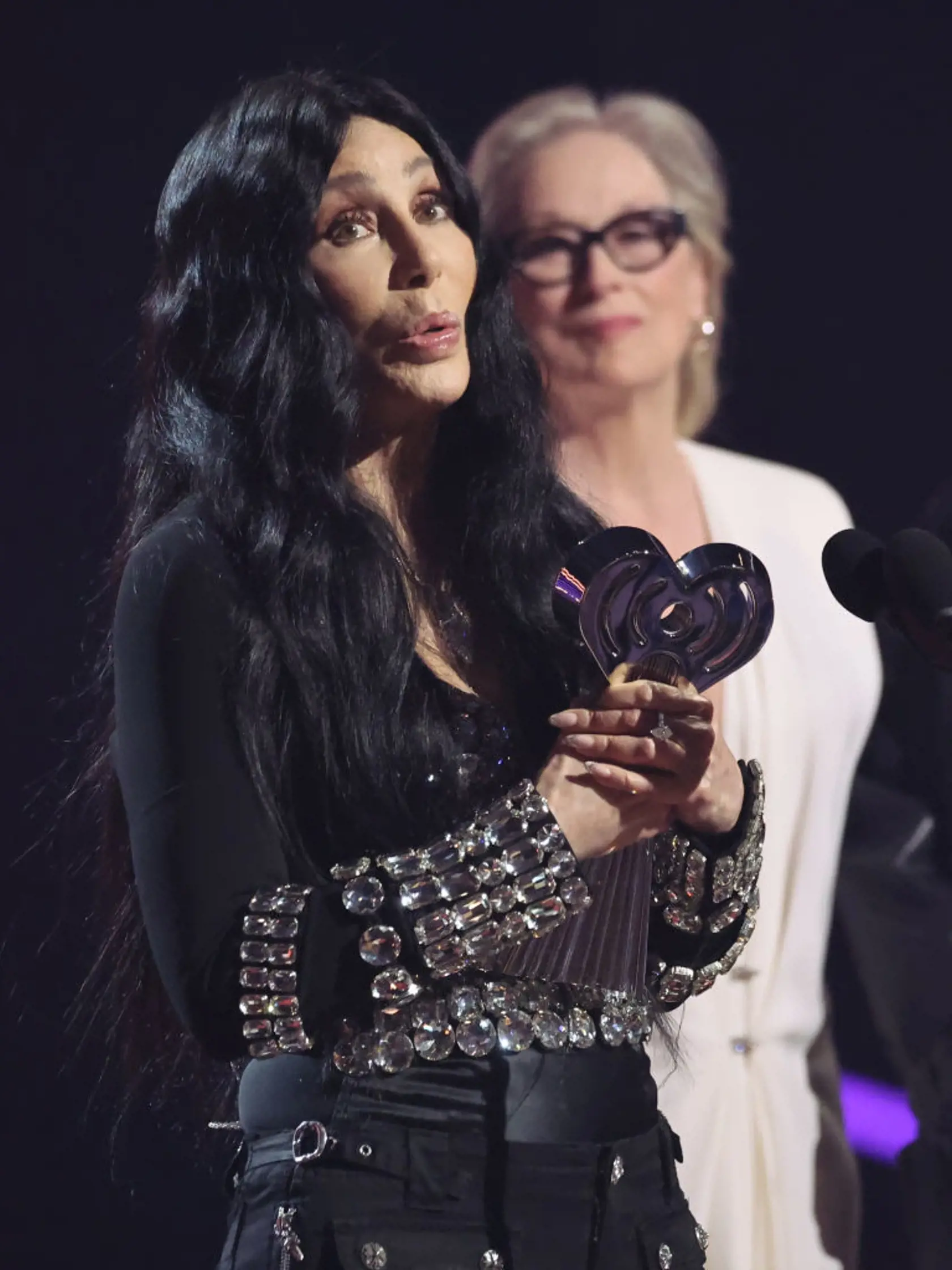 Cher si prevzala cenu od herečky Meryl Streep.
