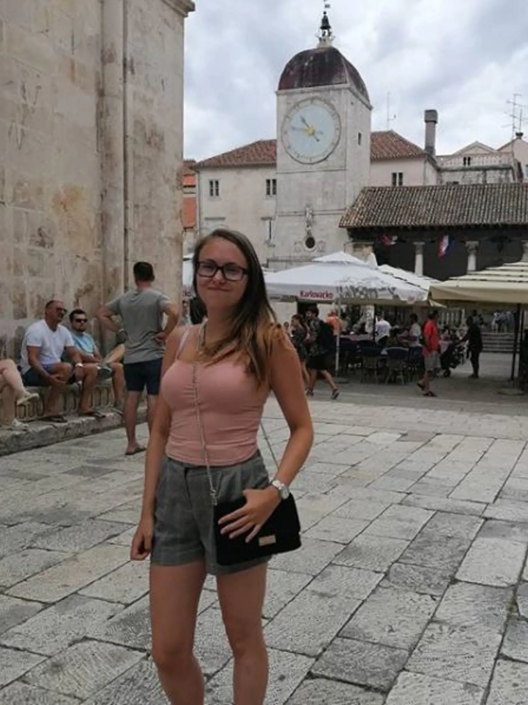 Alexandra vyzýva ľudí, aby koronavírus nepodceňovali.