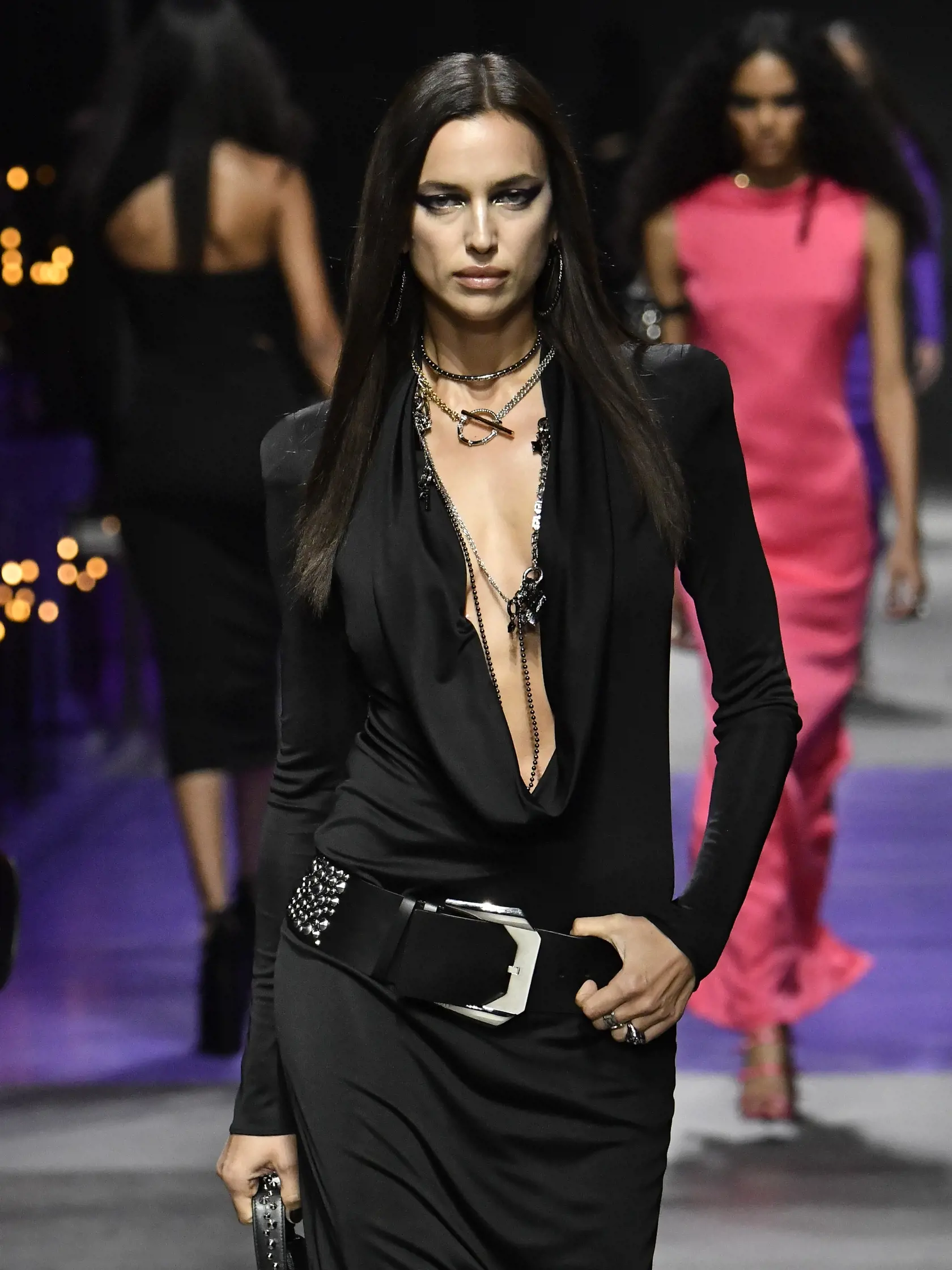 Versace kolekcia jar/leto 2023.