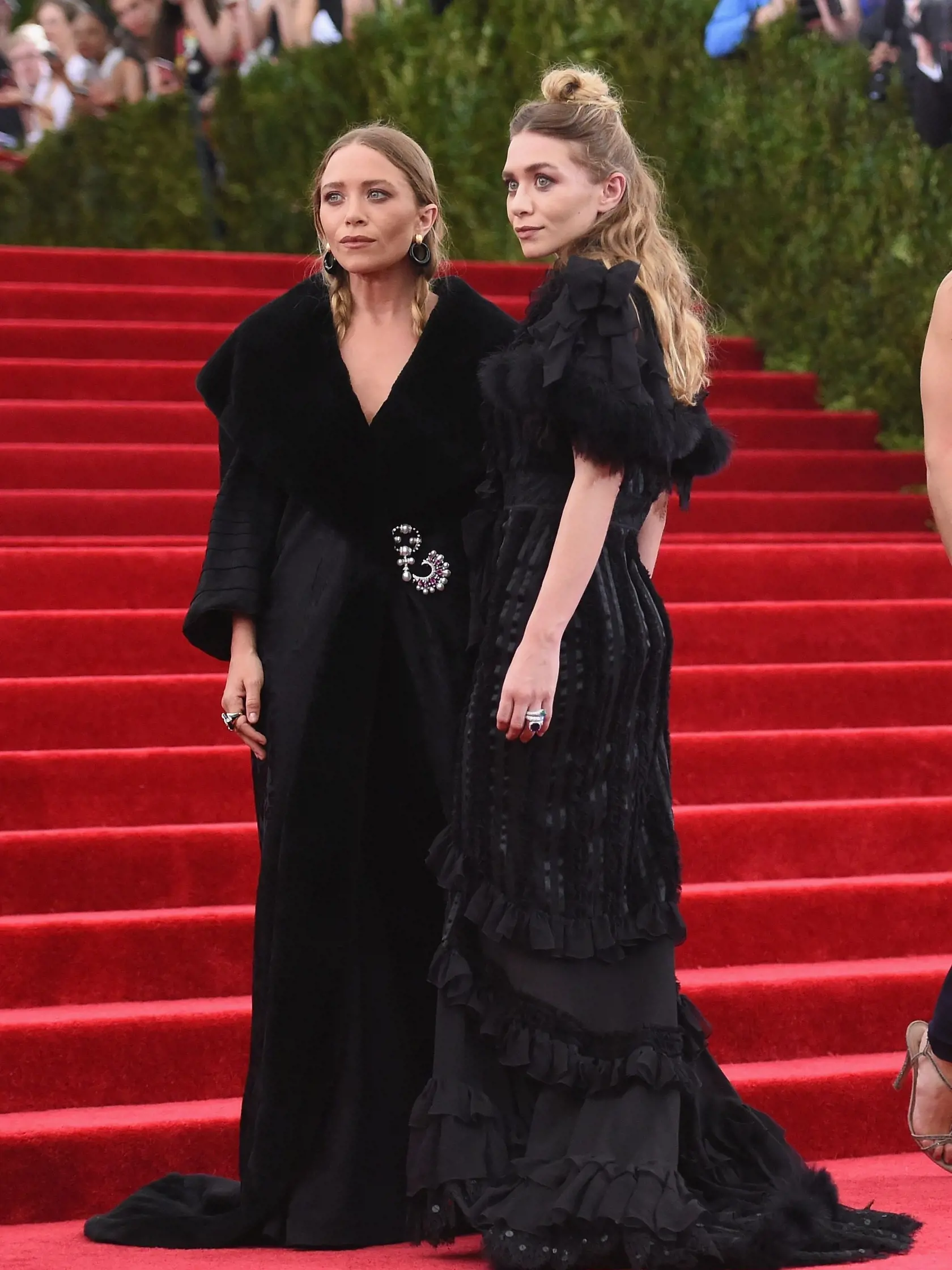 Mary-Kate Olsen, Ashley Olsen