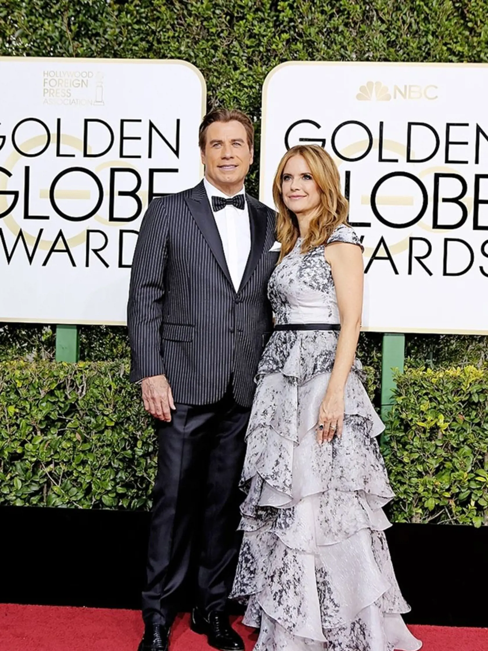 Na odovzdávaní cien boli aj herci John Travolta a Kelly Preston.