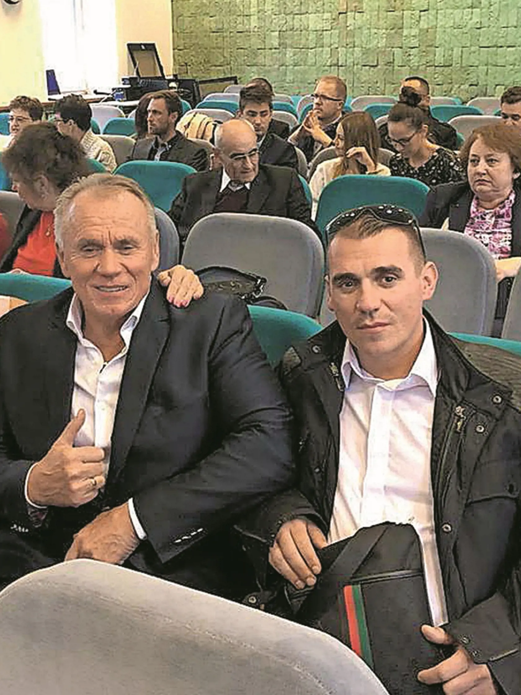 Dvojica: Otec a syn Kušmírekovci.