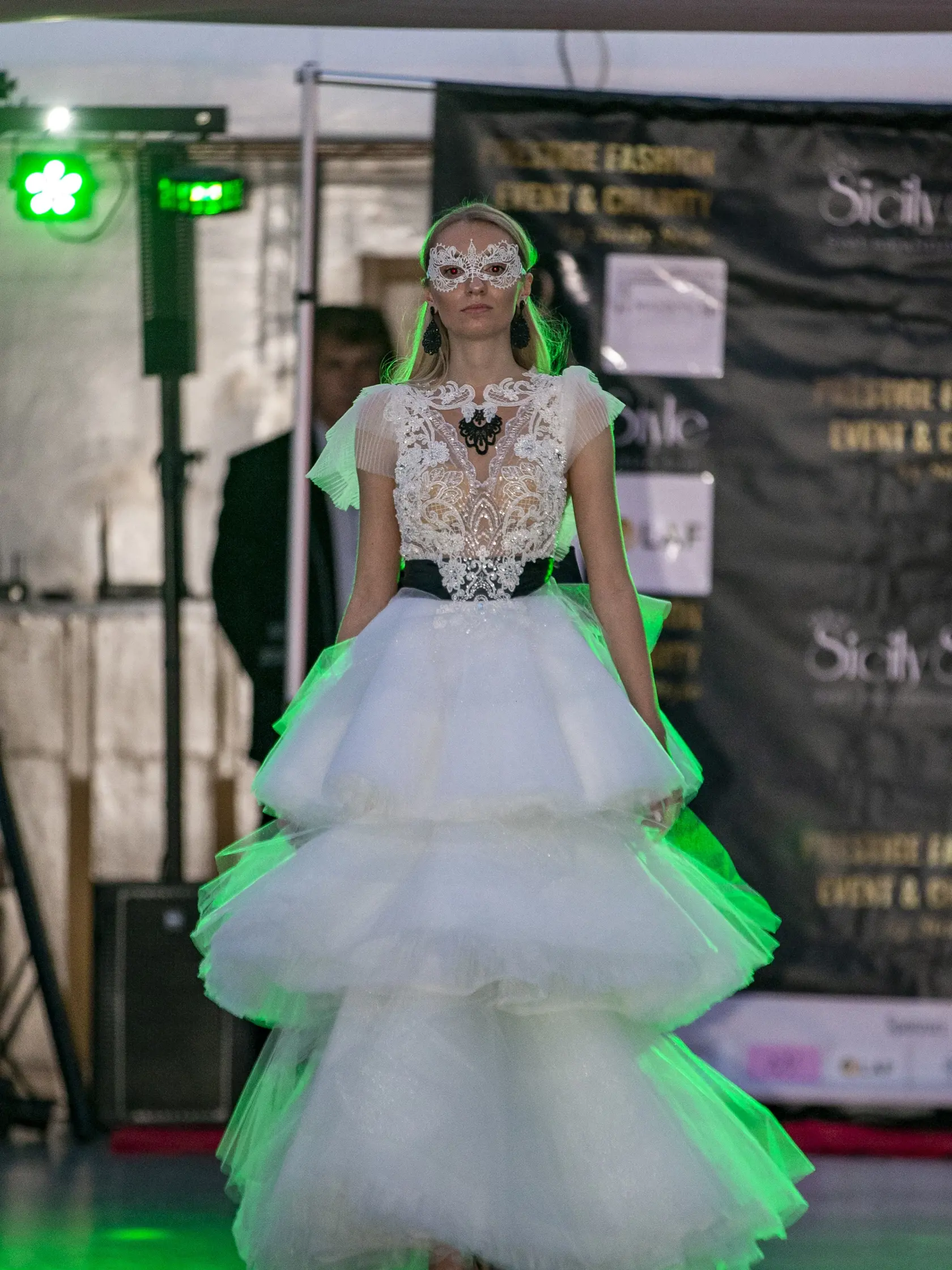 Módna prehliadka spojená s charitou “Prestige fashion event & charity” sa uskutočnila na lodi. 