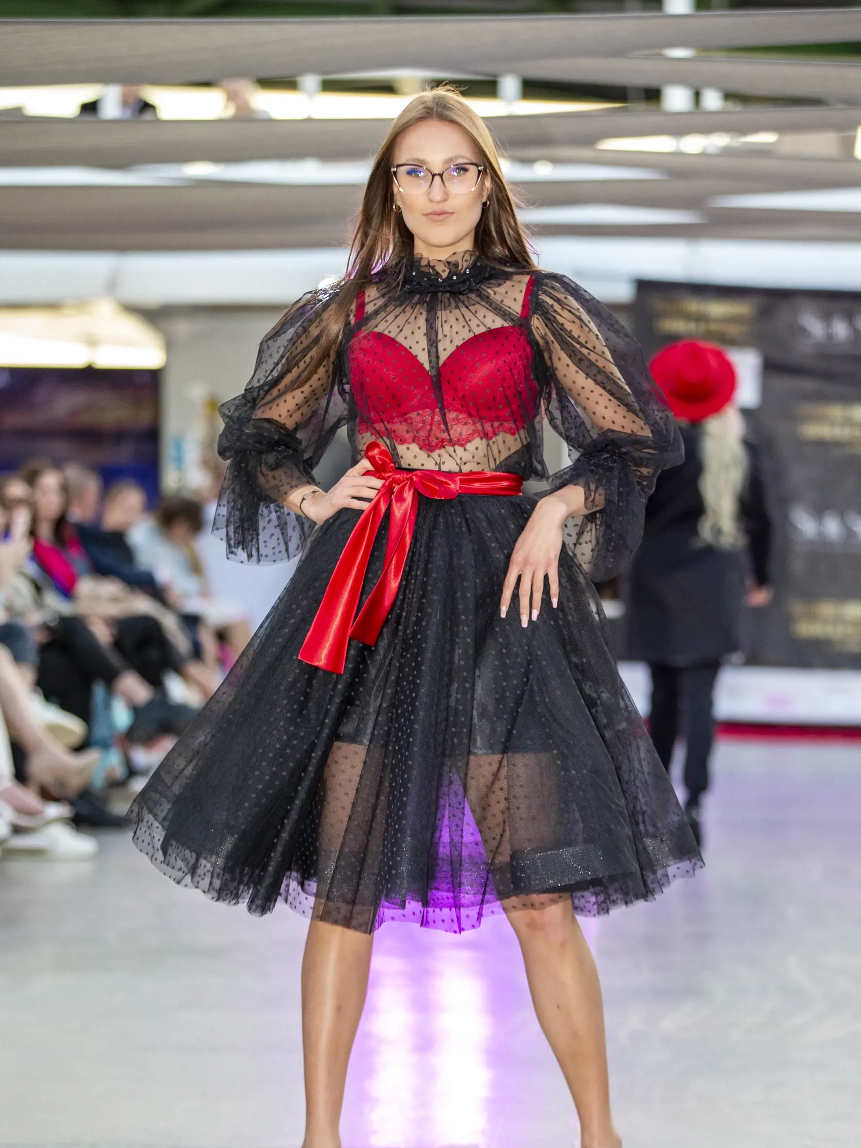 Módna prehliadka spojená s charitou “Prestige fashion event & charity” sa uskutočnila na lodi. 