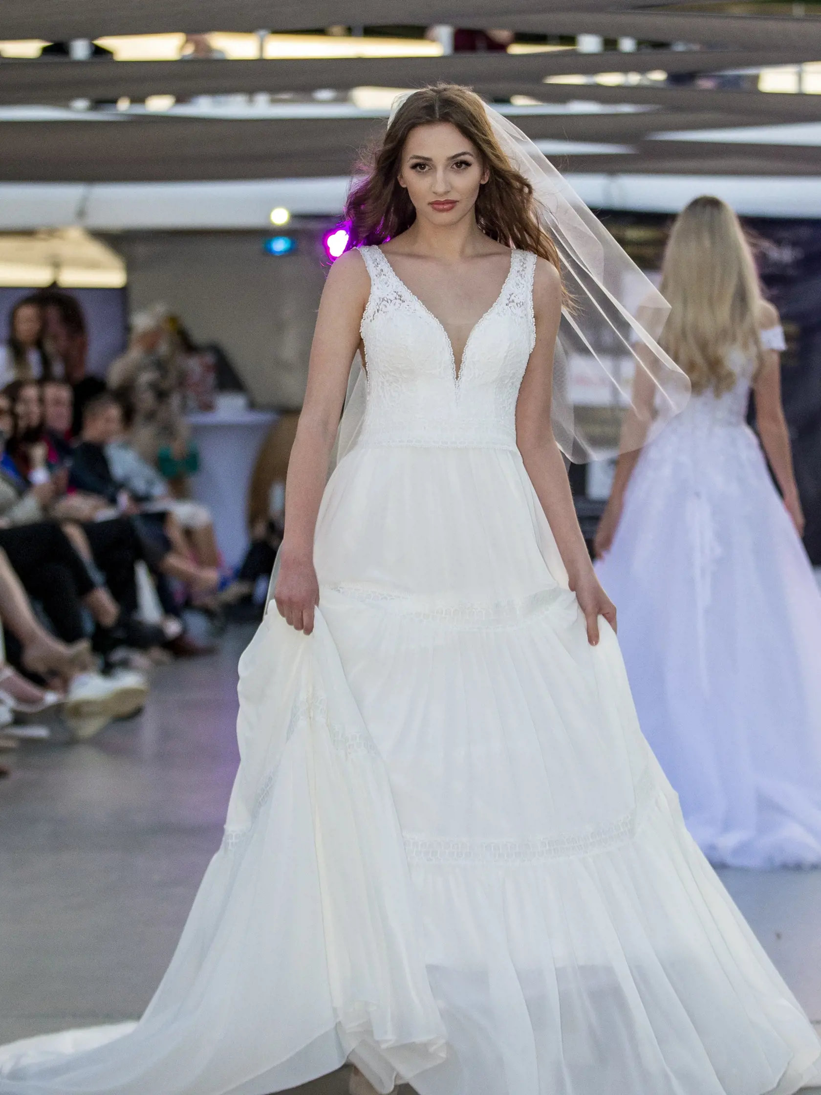Módna prehliadka spojená s charitou “Prestige fashion event & charity” sa uskutočnila na lodi. 