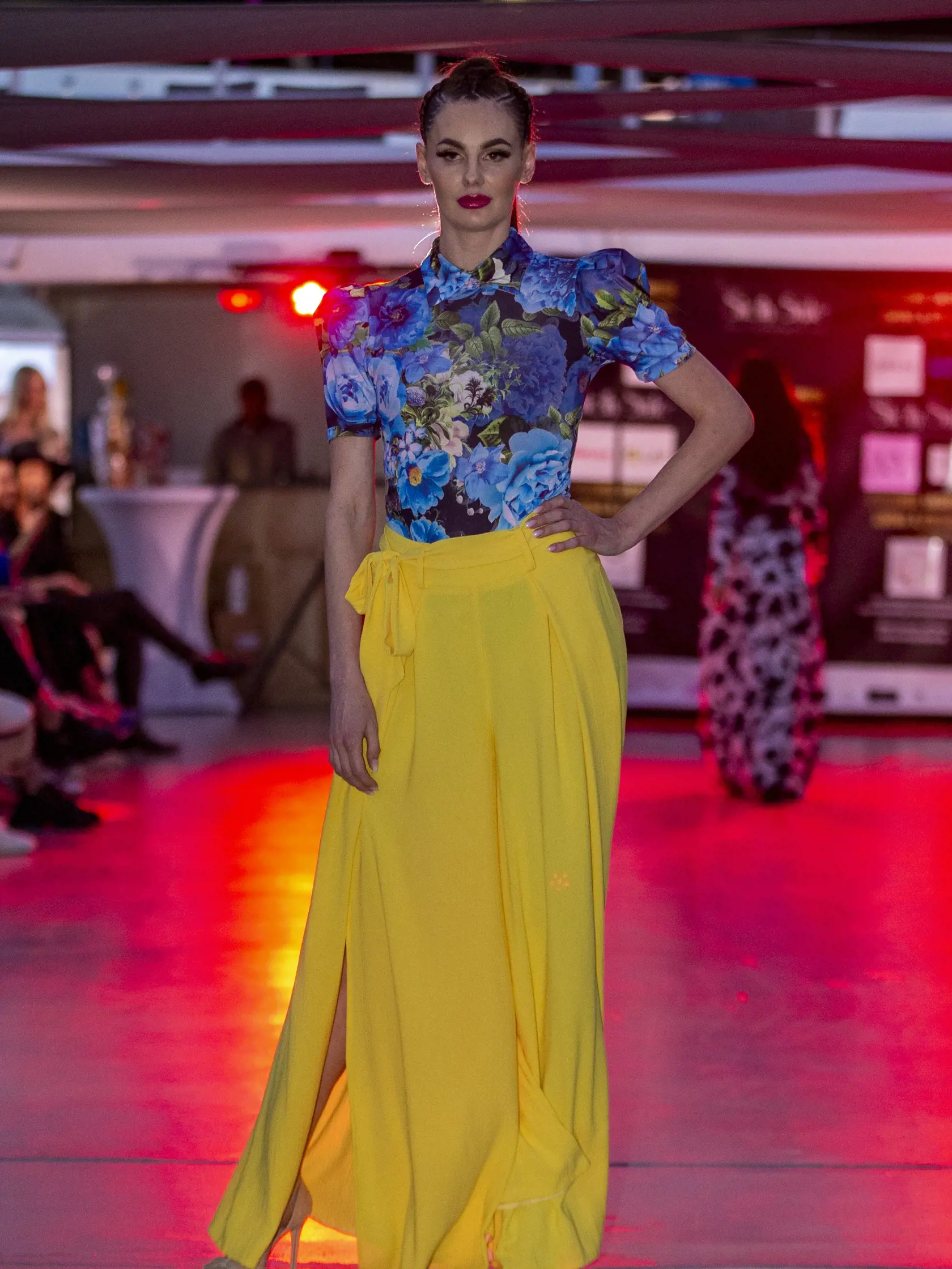 Módna prehliadka spojená s charitou “Prestige fashion event & charity” sa uskutočnila na lodi. 