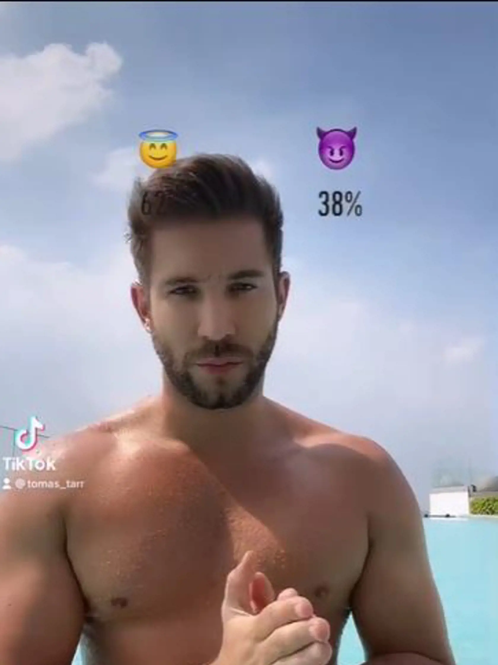 Novým televíznym ženíchom je sexi Tomáš.