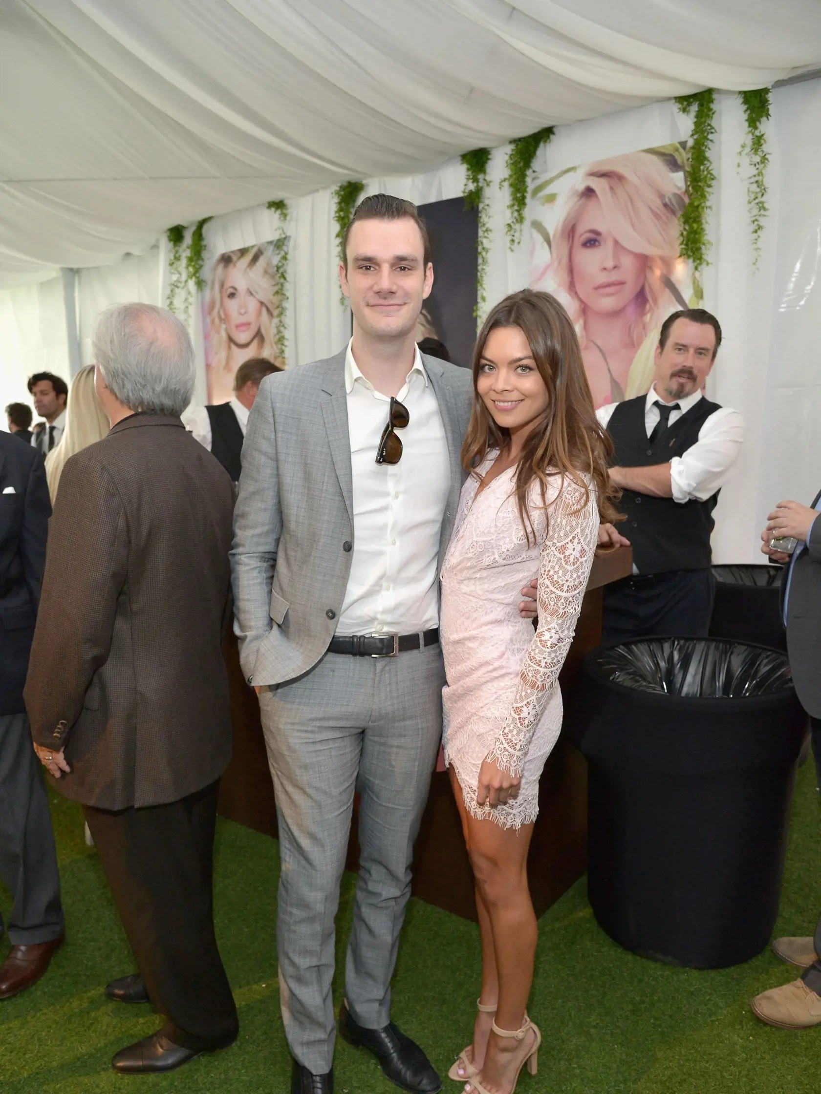  Scarlett Byrne, Cooper Hefner