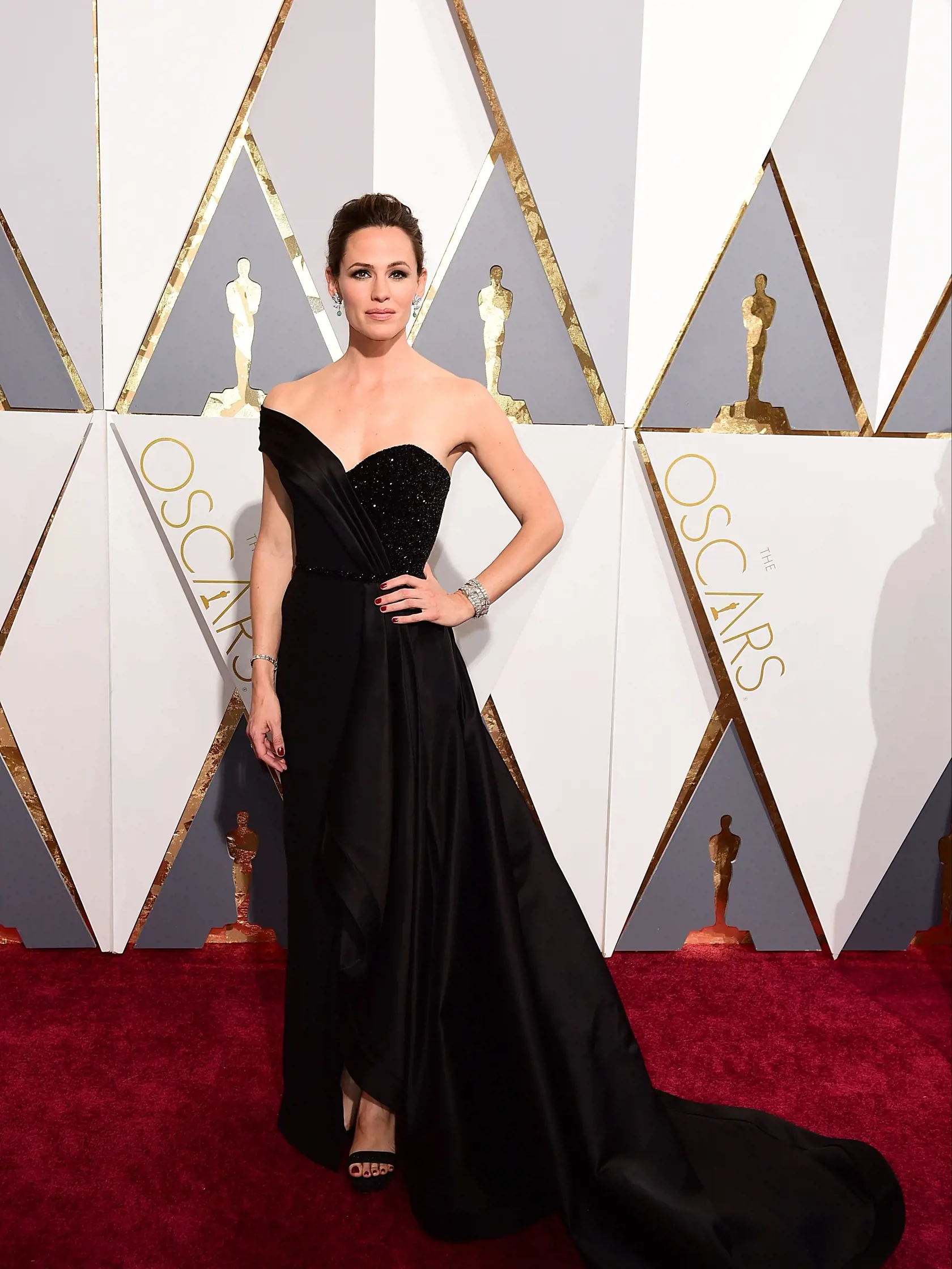 Jennifer Garner prežila oscarový galavečer v mučivých bolestiach.