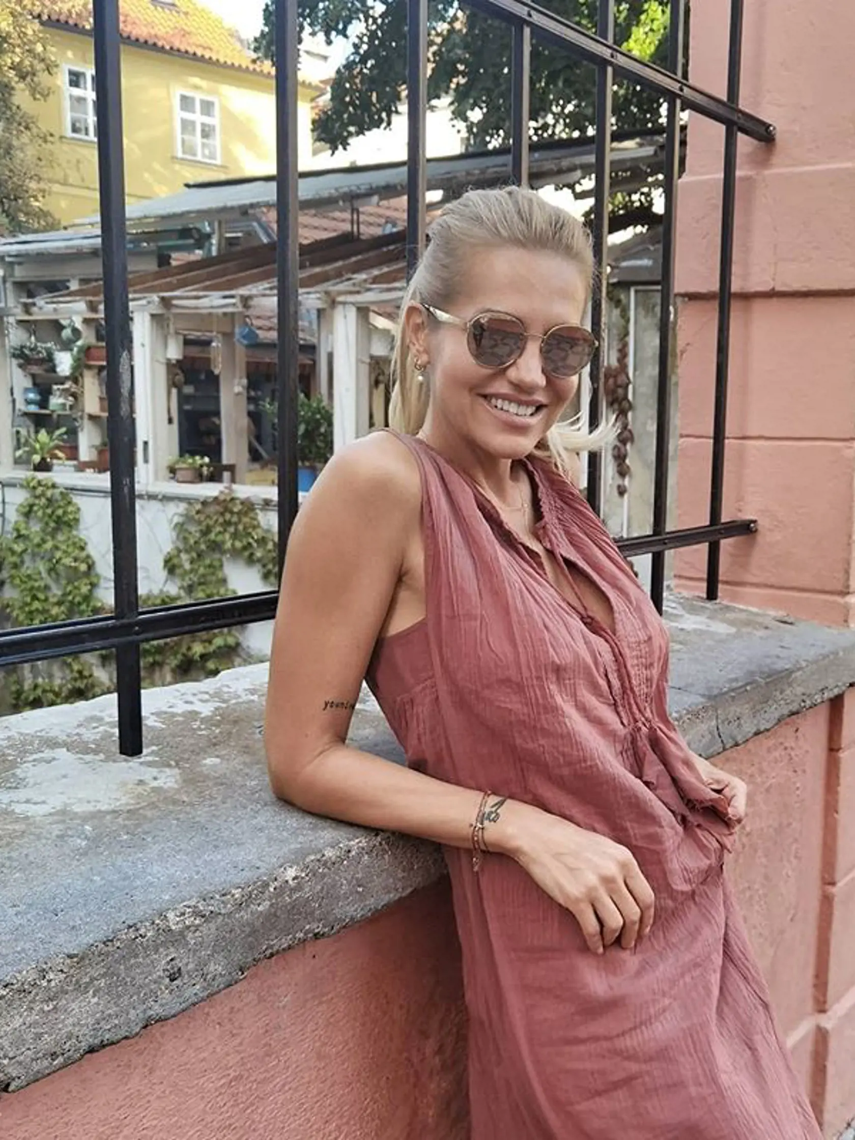 Dara Rolins