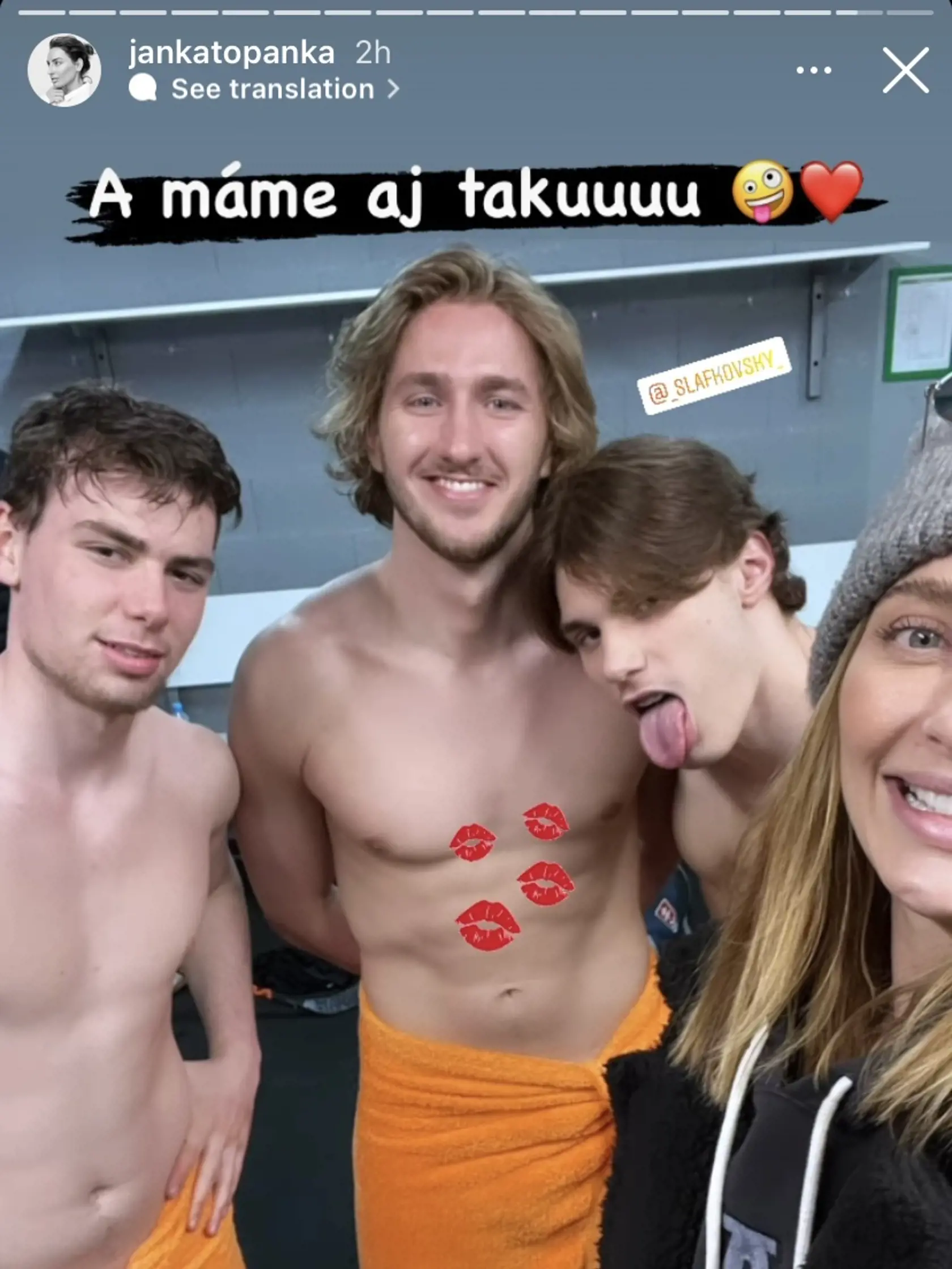 FOTO Telá, z ktorých odpadnete! Bronzoví chlapci len v UTERÁKOCH!
