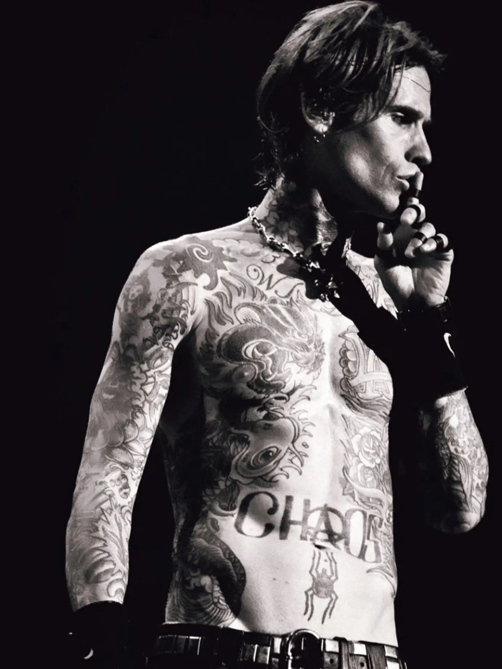 Josh Todd – spevák rockovej skupiny Buckcherry.