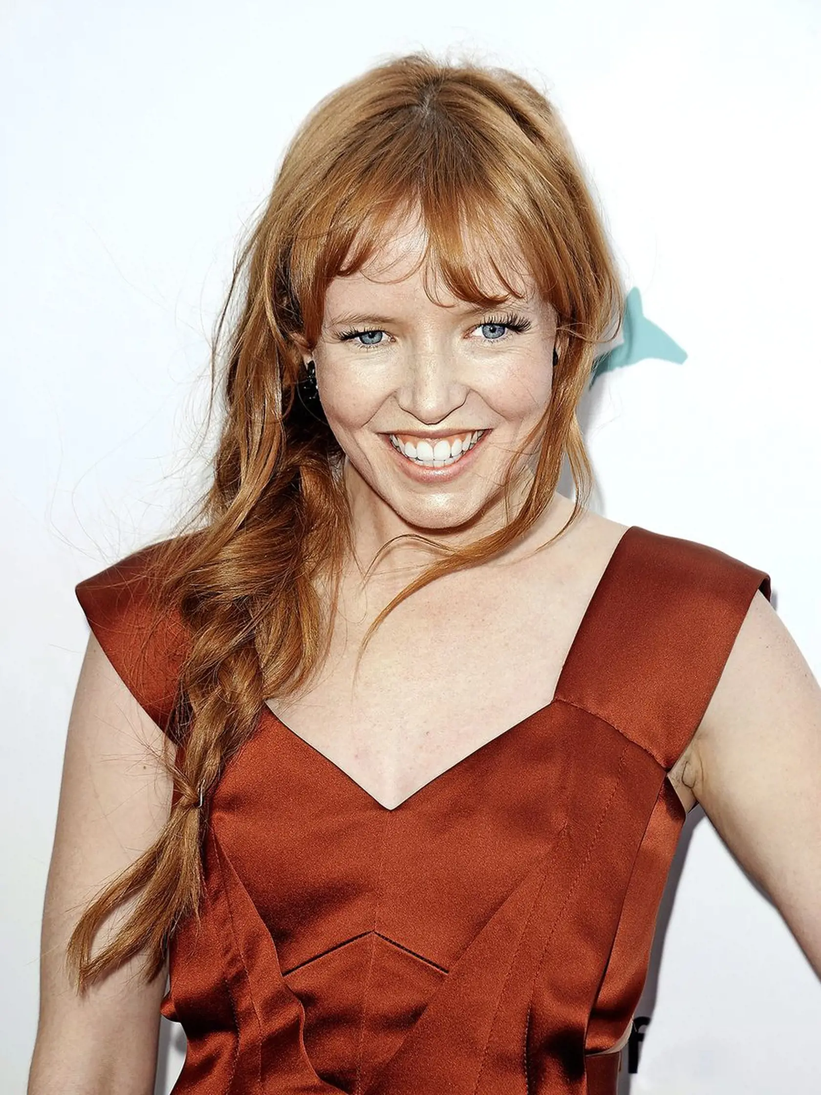 Stef Dawson (26)