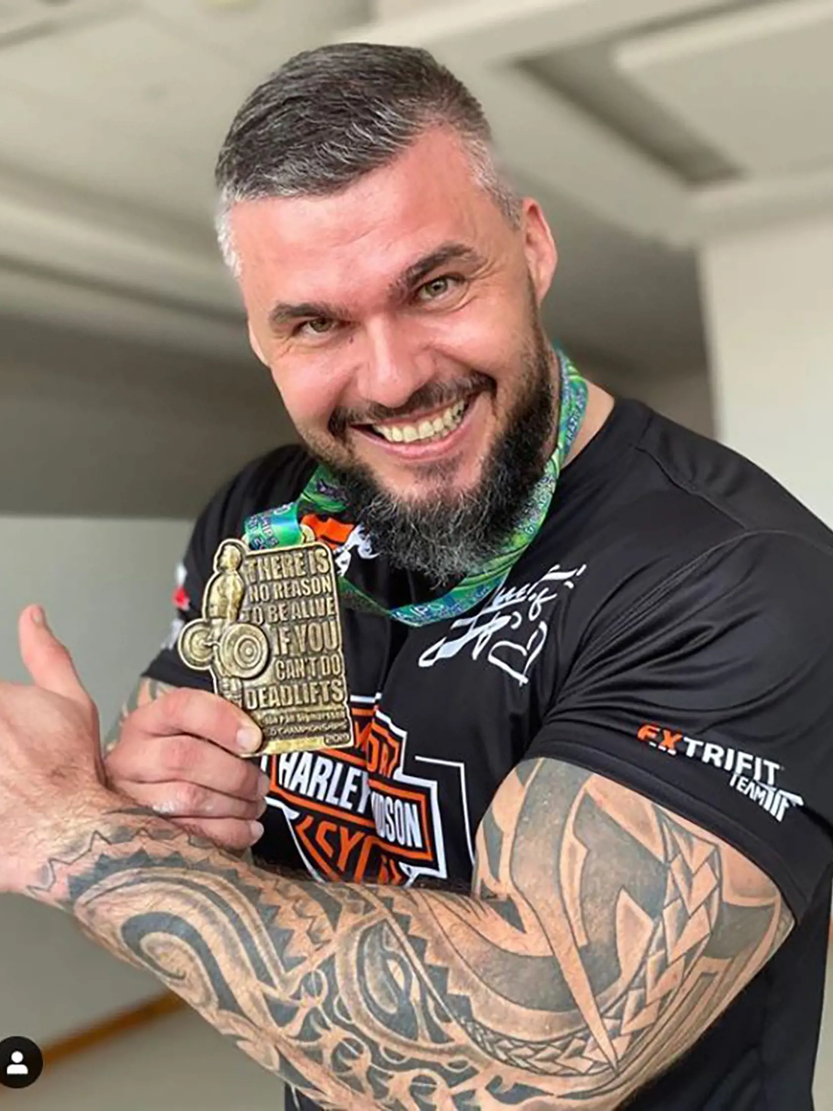 SILÁK Radek Filipi získal v tlaku na lavičke zlatú medailu.