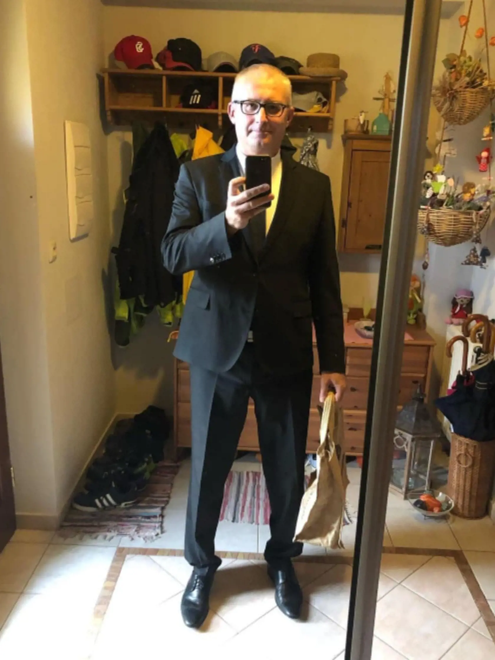 Politici dali Krajniakovi jasne najavo, že nezdieľajú jeho názory ohľadom domácich prác. Na fotke Miroslav Kollár.