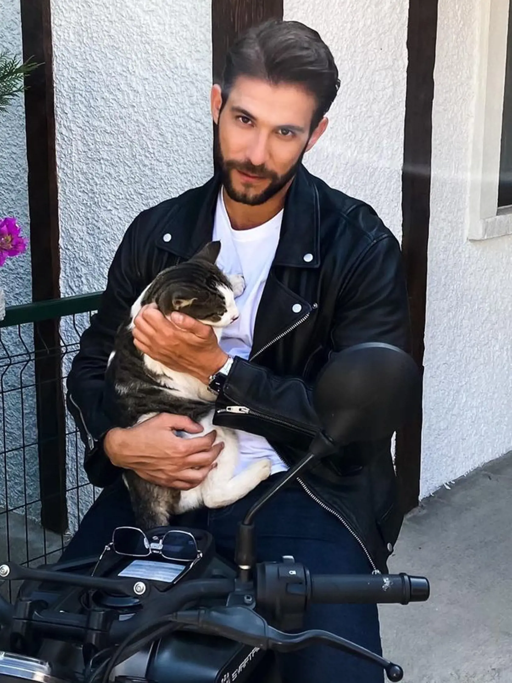 Tomáš miluje silné stroje. Motorky sú jeho vášeň.