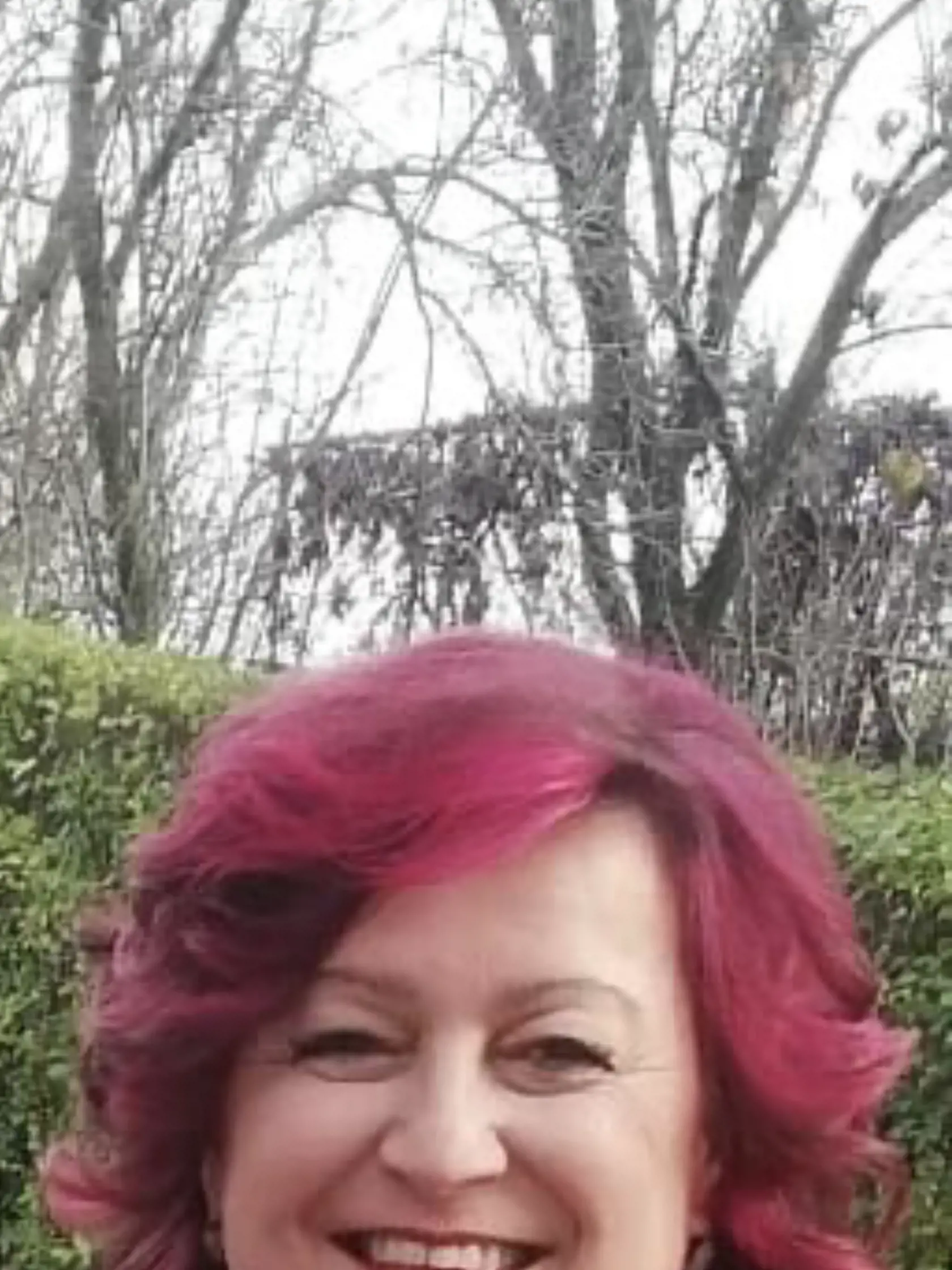 Riaditeľka DSS Ondava v Rakovci nad Laborcom (okres Michalovce) Marianna Ščerbáková smúti za opatrovateľkou Lenkou, ktorá zomrel pre nákazu covidom.