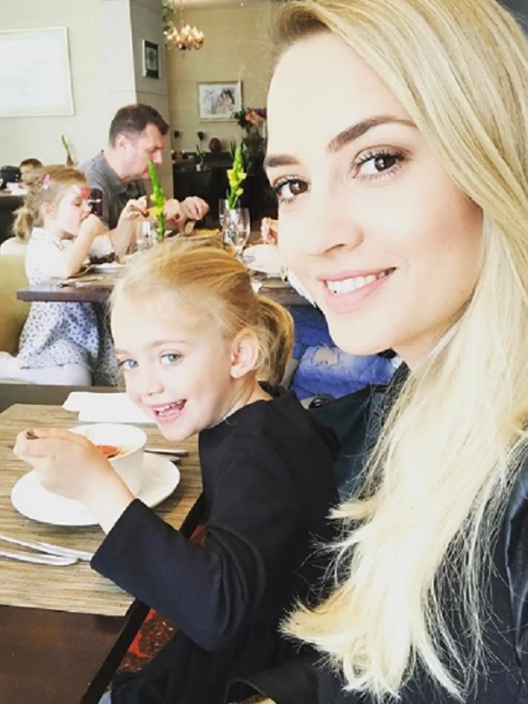 Amia je považovaná za najkrajšie dieťa v šoubiznise.