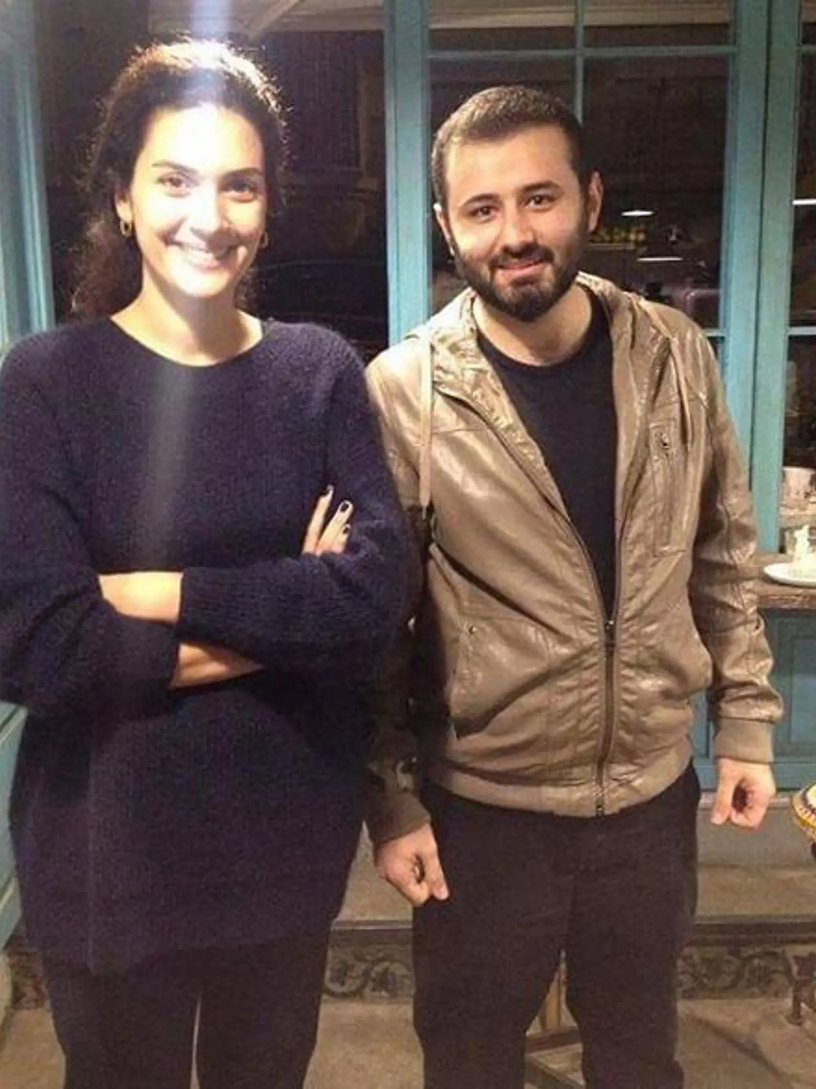 Šeherezáde to pristane aj vo veľkom pulóvri a s neupravenými vlasmi.
