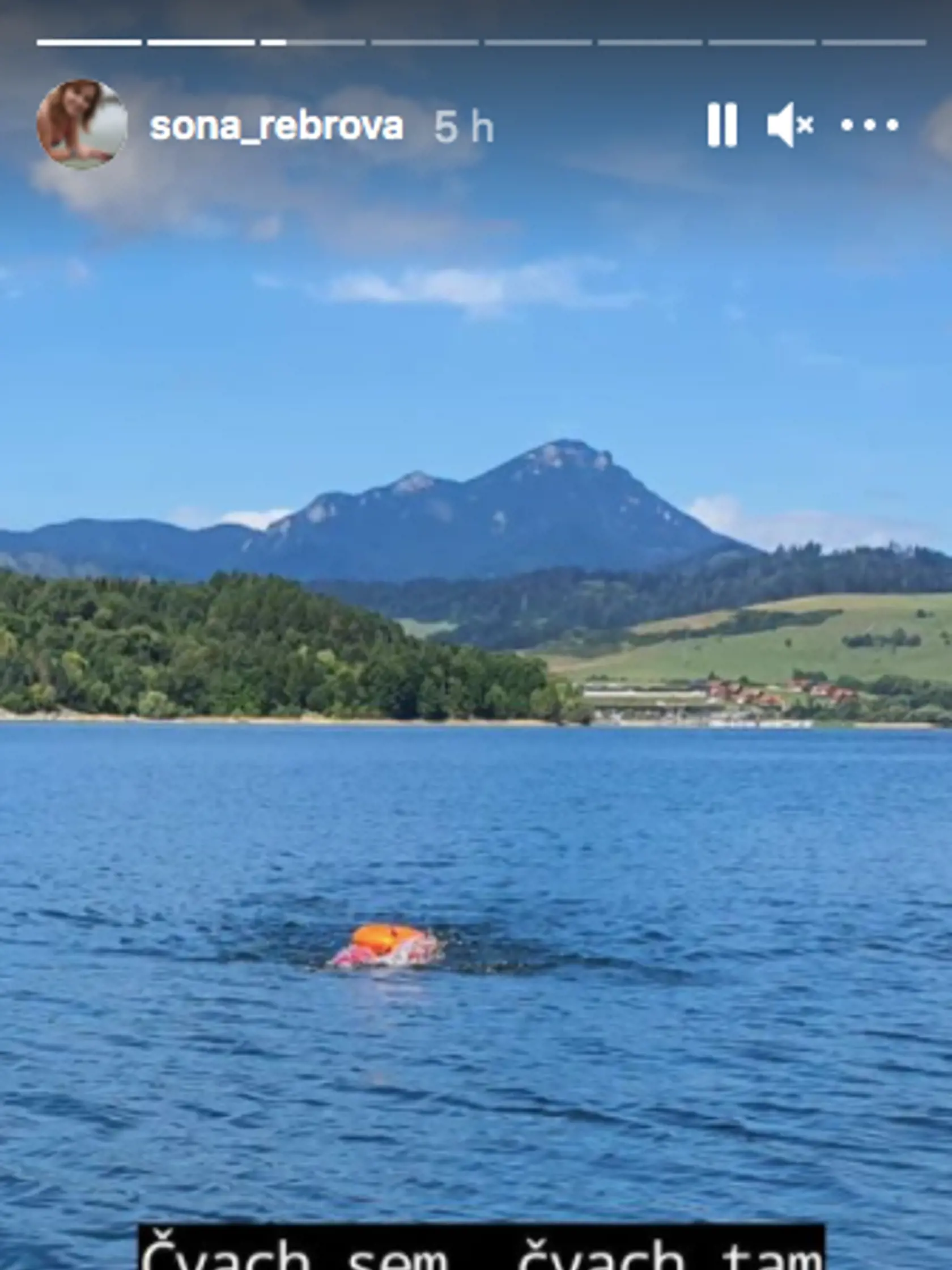Dnes Soňa Rebrová preplávala Liptovskú Maru.