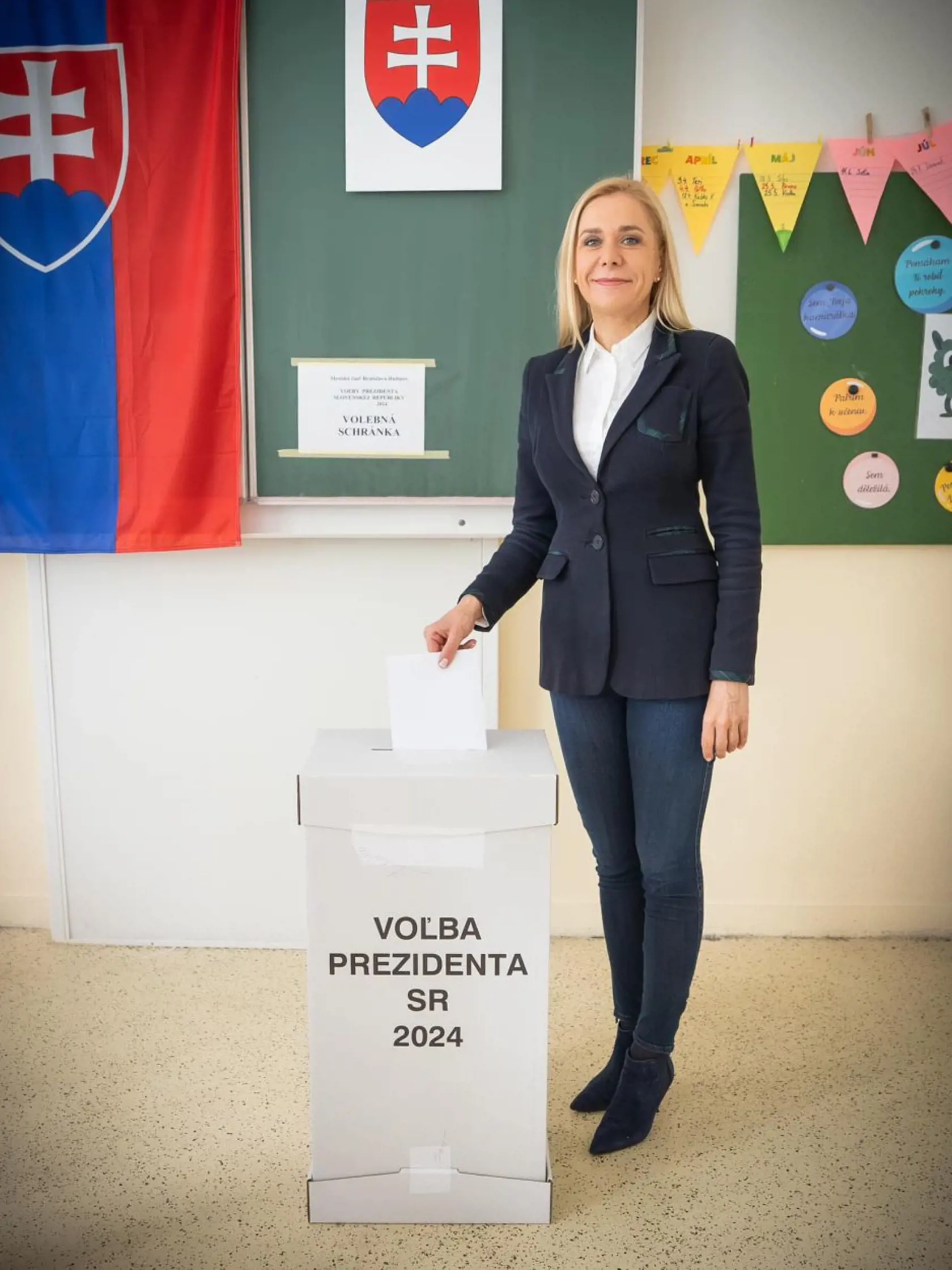 Slovenskí politici a ich rodinní príslušníci počas volebného dňa.