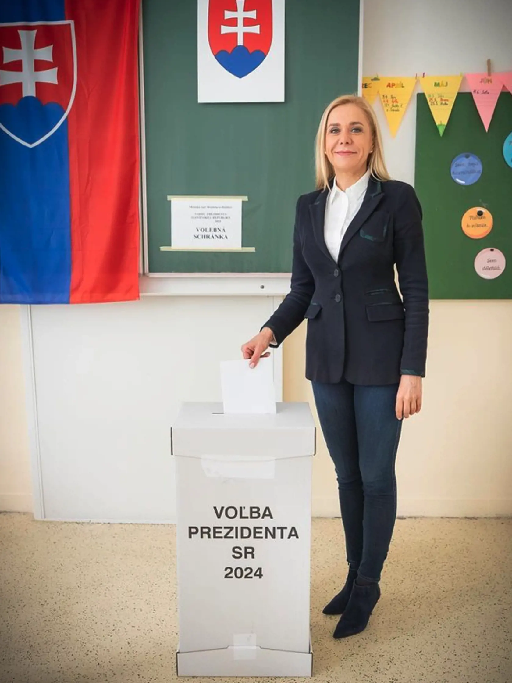 Slovenskí politici a ich rodinní príslušníci počas volebného dňa.