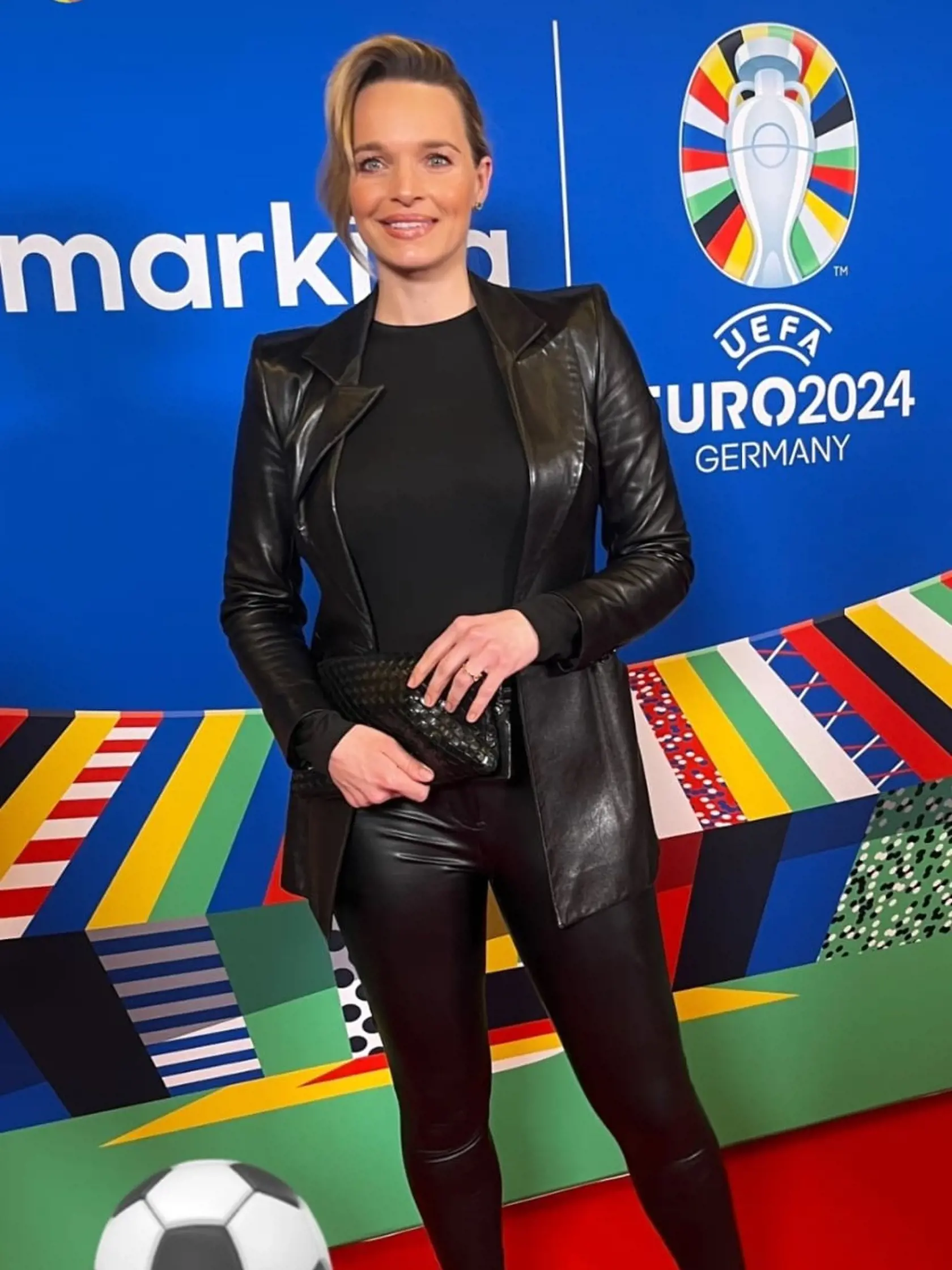 Sexi kožený outfit Romany Tabák. Expolitička na akcii doslova žiarila.