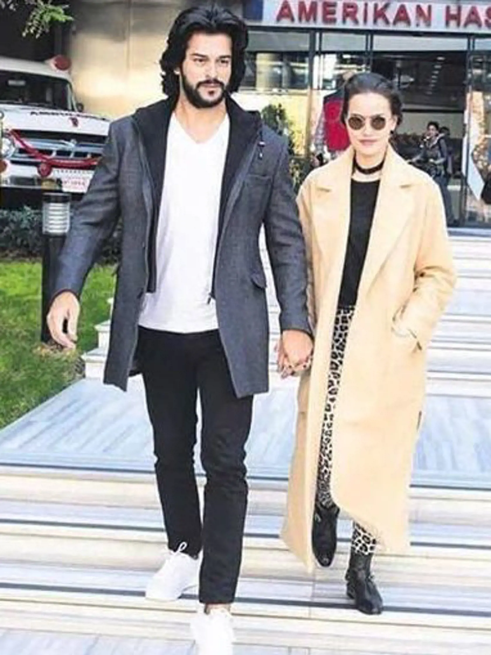 Kemal z Nekonečnej lásky a Yigit zo seriálu Nikdy ťa neopustím majú doma tehotné manželky.