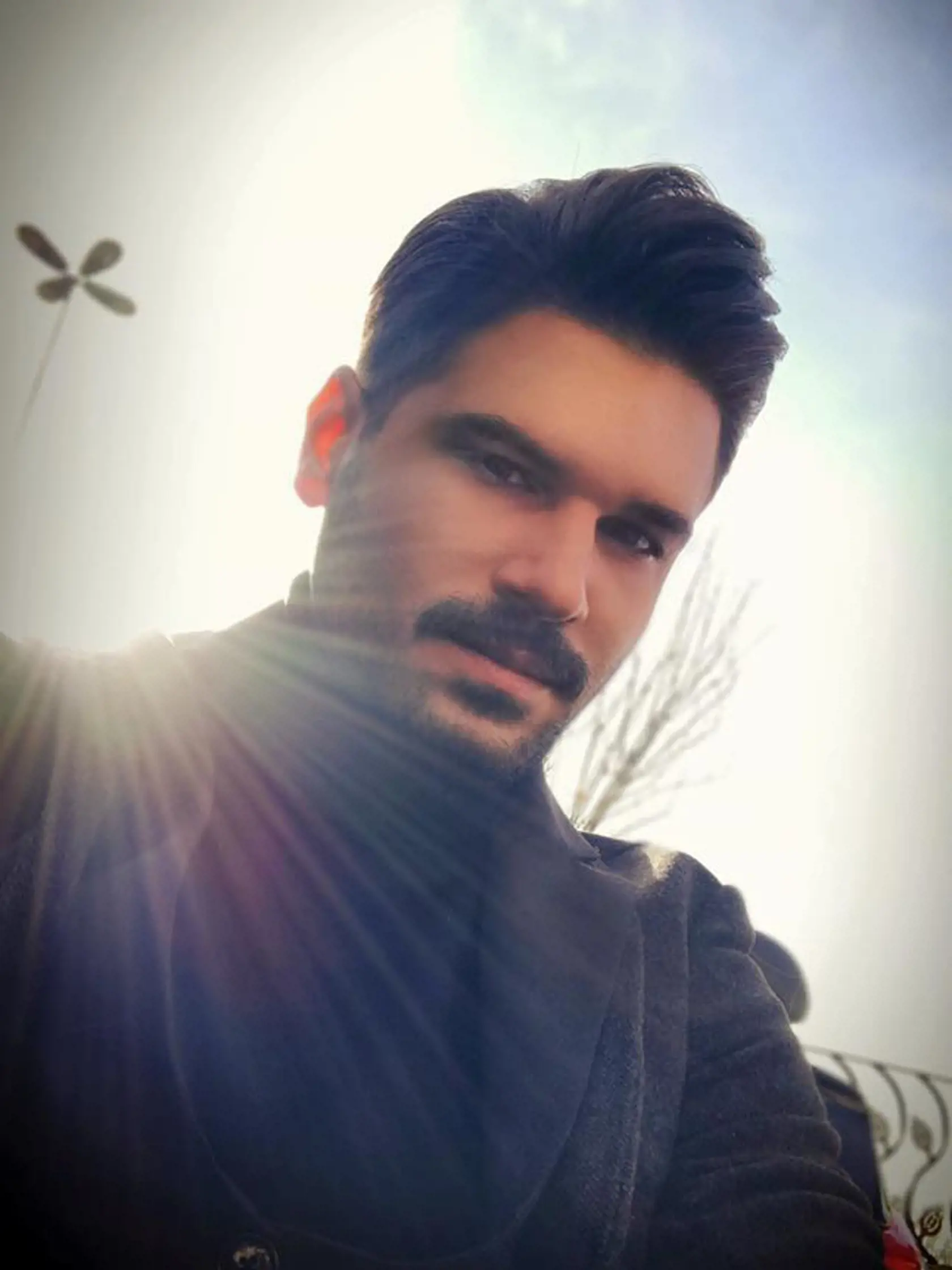 Druhý najkrajší model Turecka Tolgahan Sayışman (36).