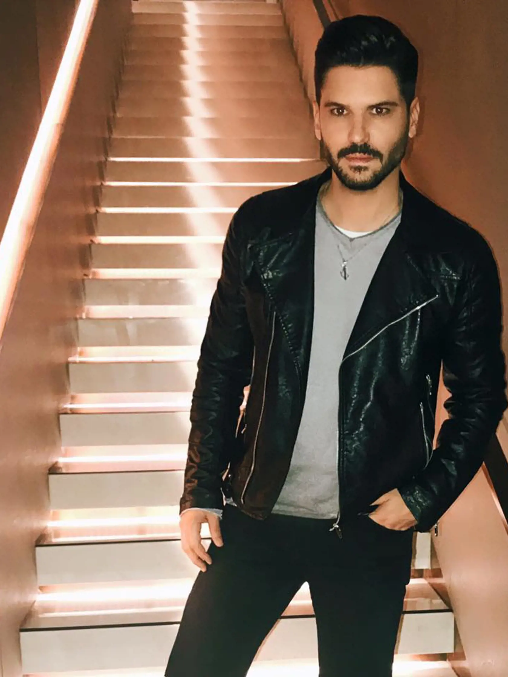 Druhý najkrajší model Turecka Tolgahan Sayışman (36).