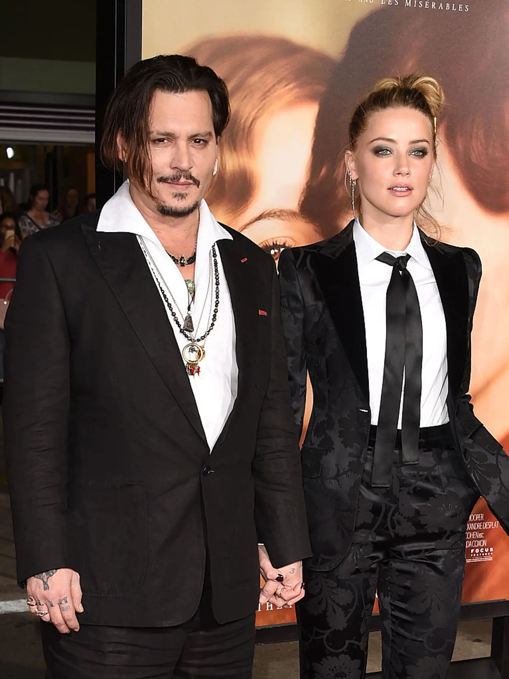Od jedného z najsledovanejších súdnych procesov na svete uplynul už nejaký ten piatok a odvtedy sa o exmanželke Johnnyho Deppa, Amber Heard, moc nepísalo.