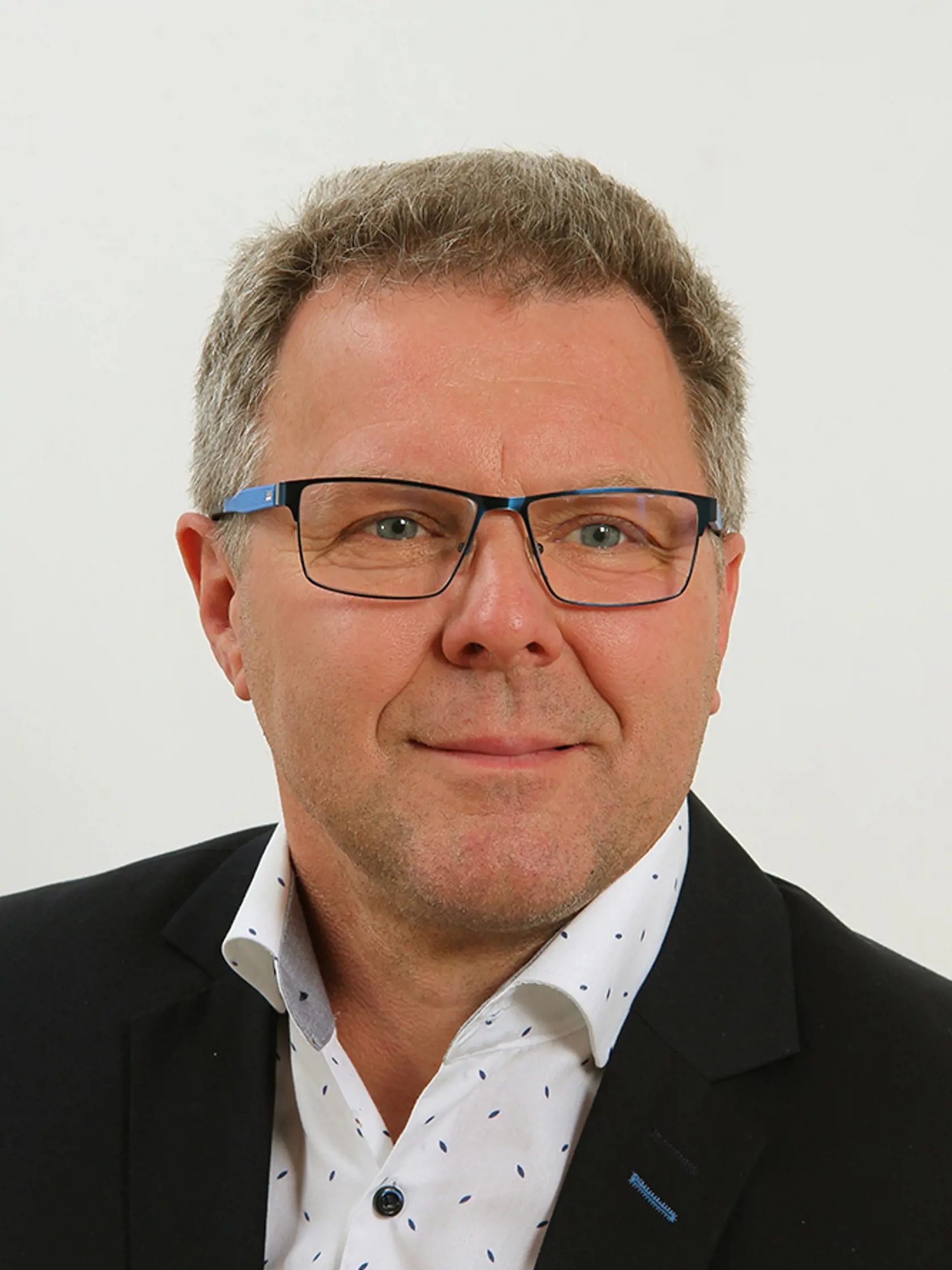 Poslanec zastupiteľstva v Novákoch Marián Miština