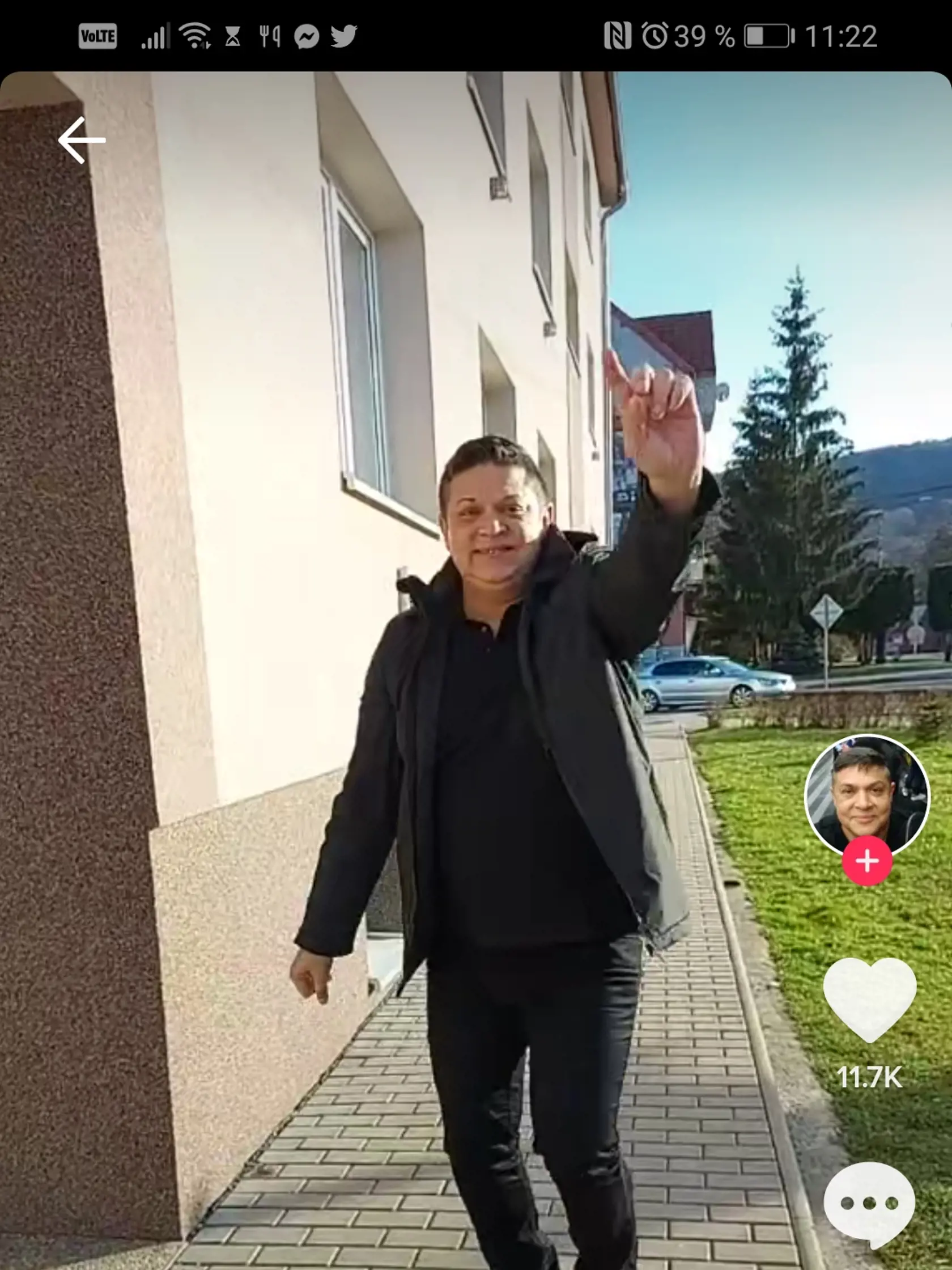 Erik Hilár Lakatošovie v poslednom čase hviezdiLna TikToku a fanúšikovia mu pribúdali.