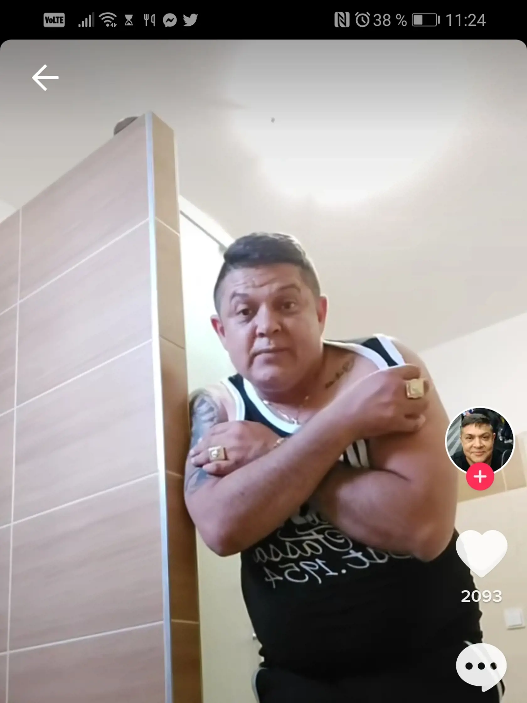 Erik Hilár Lakatošovie v poslednom čase hviezdiLna TikToku a fanúšikovia mu pribúdali.