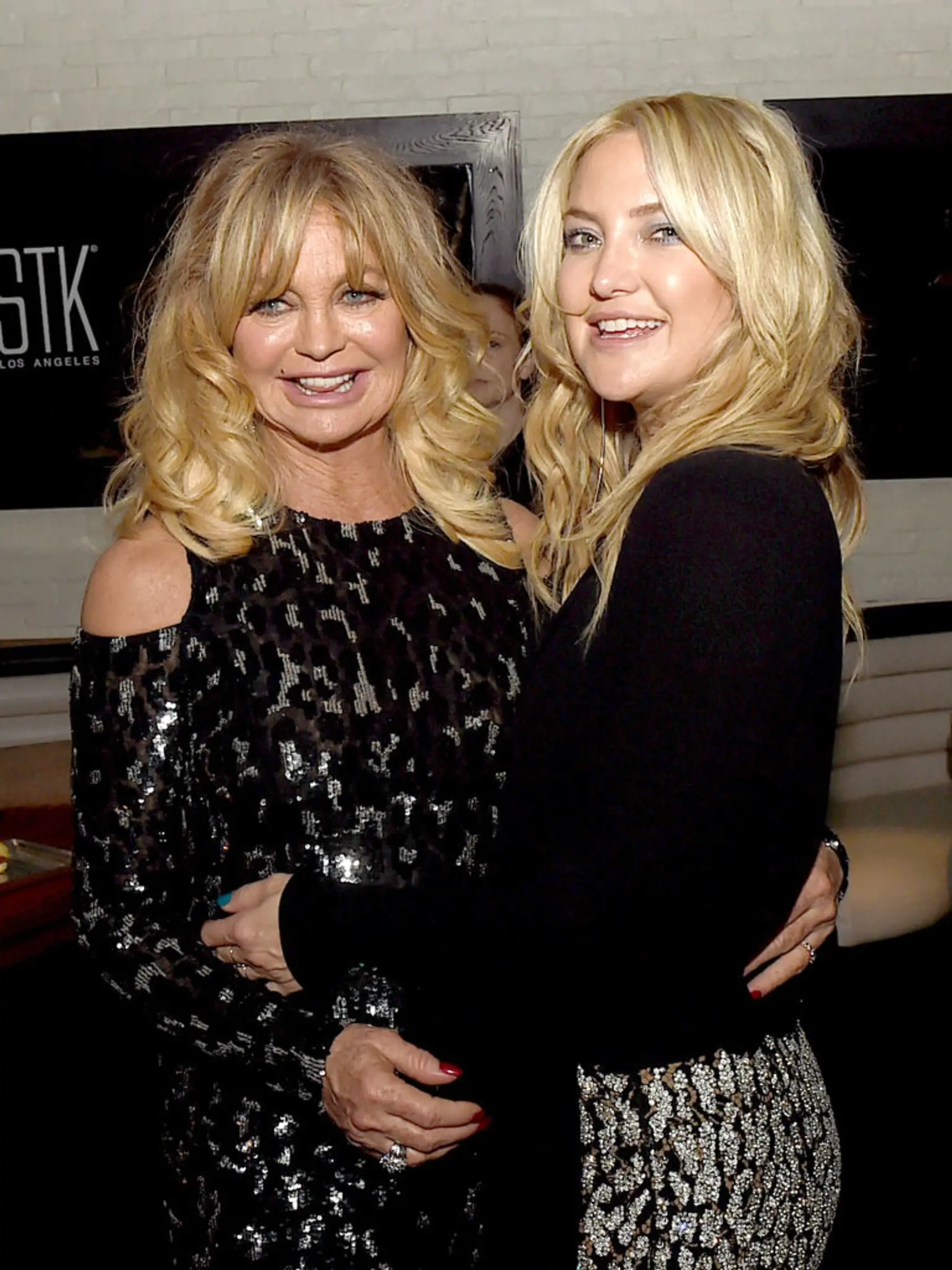 LOS ANGELES, CA - MAY 10:  Actresses Goldie Hawn (L) and her daughter Kate Hudson pose at the after party for the premiere of 20th Century Fox's "Snatched" at the W Los Angeles Hotel on May 10, 2017 in Los Angeles, California.  (Photo by Kevin Winter/Getty Images)