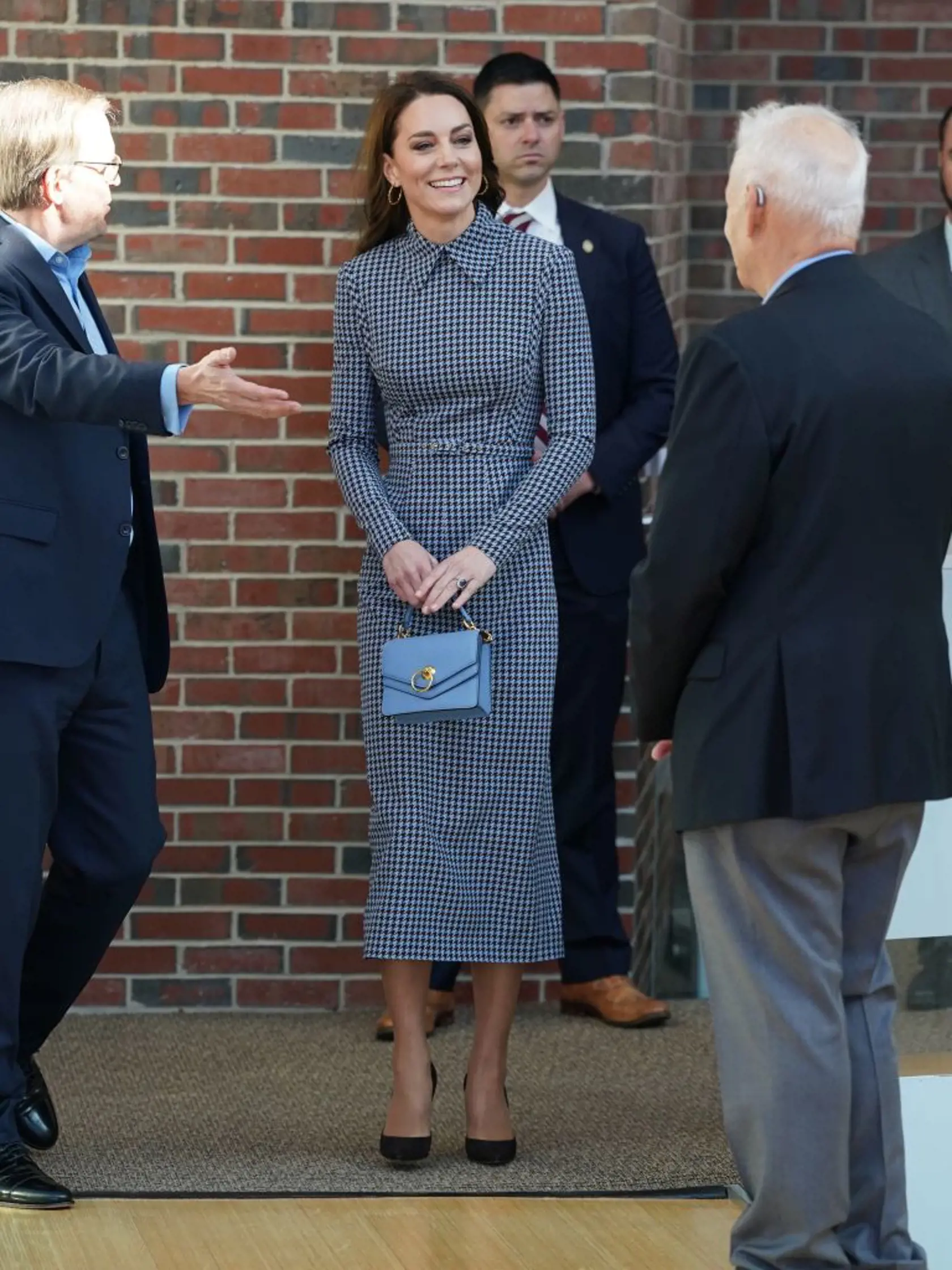 Princezná Kate oslnila v šatách ceruzkového strihu. Na Harvarde sa zaujímala o raný vývoj detí.