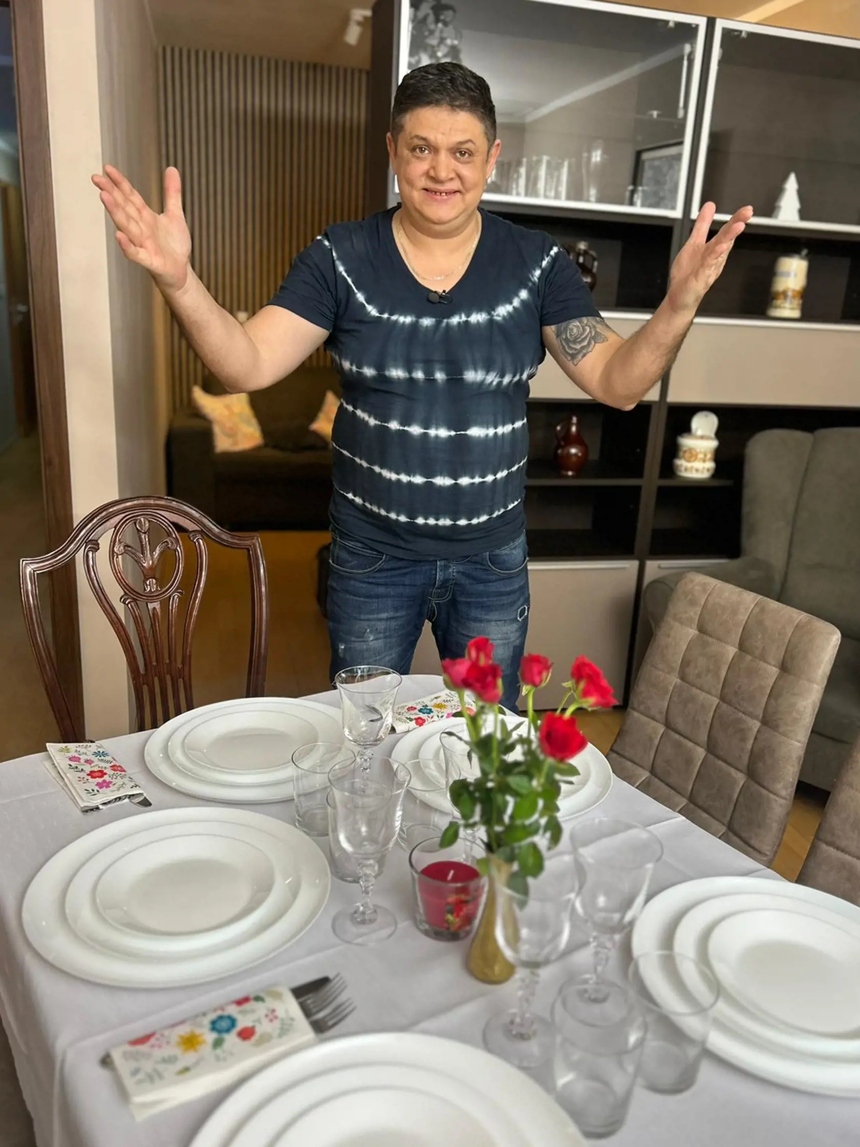 Erik Hilár Lakatošovie sa vracia do Bez servítky!